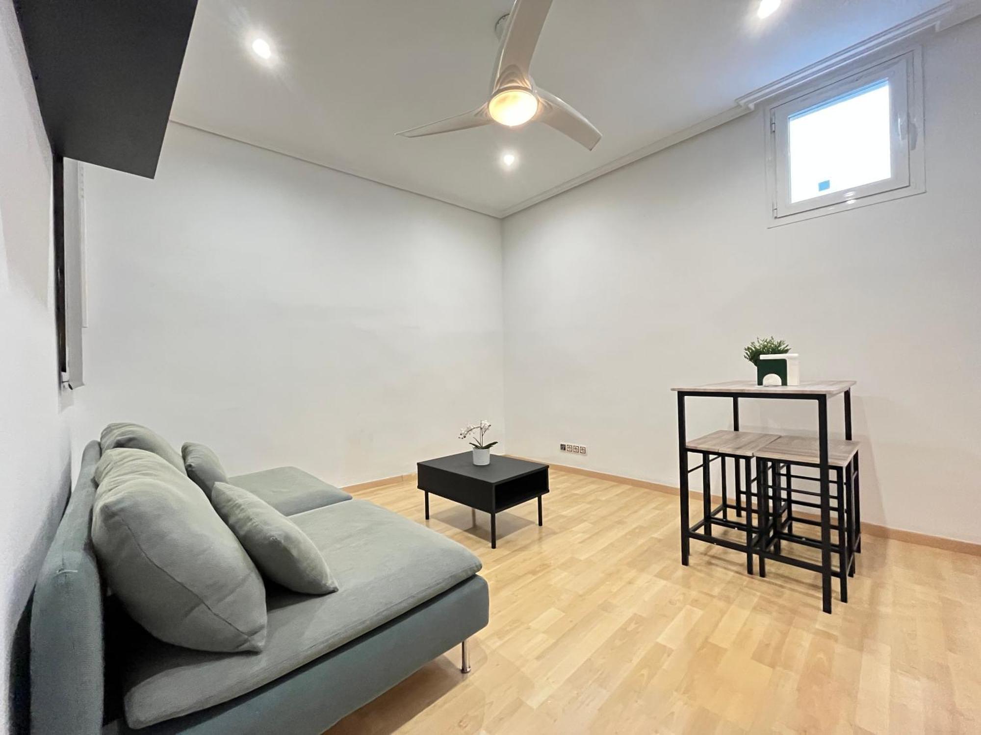 Centro Embajadores Ave Apartamento Madri