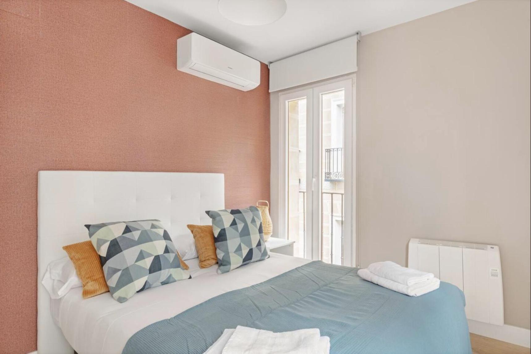 2 Bedrooms 1 Bathroom Furnished - Letras - Bright - Mintystay *