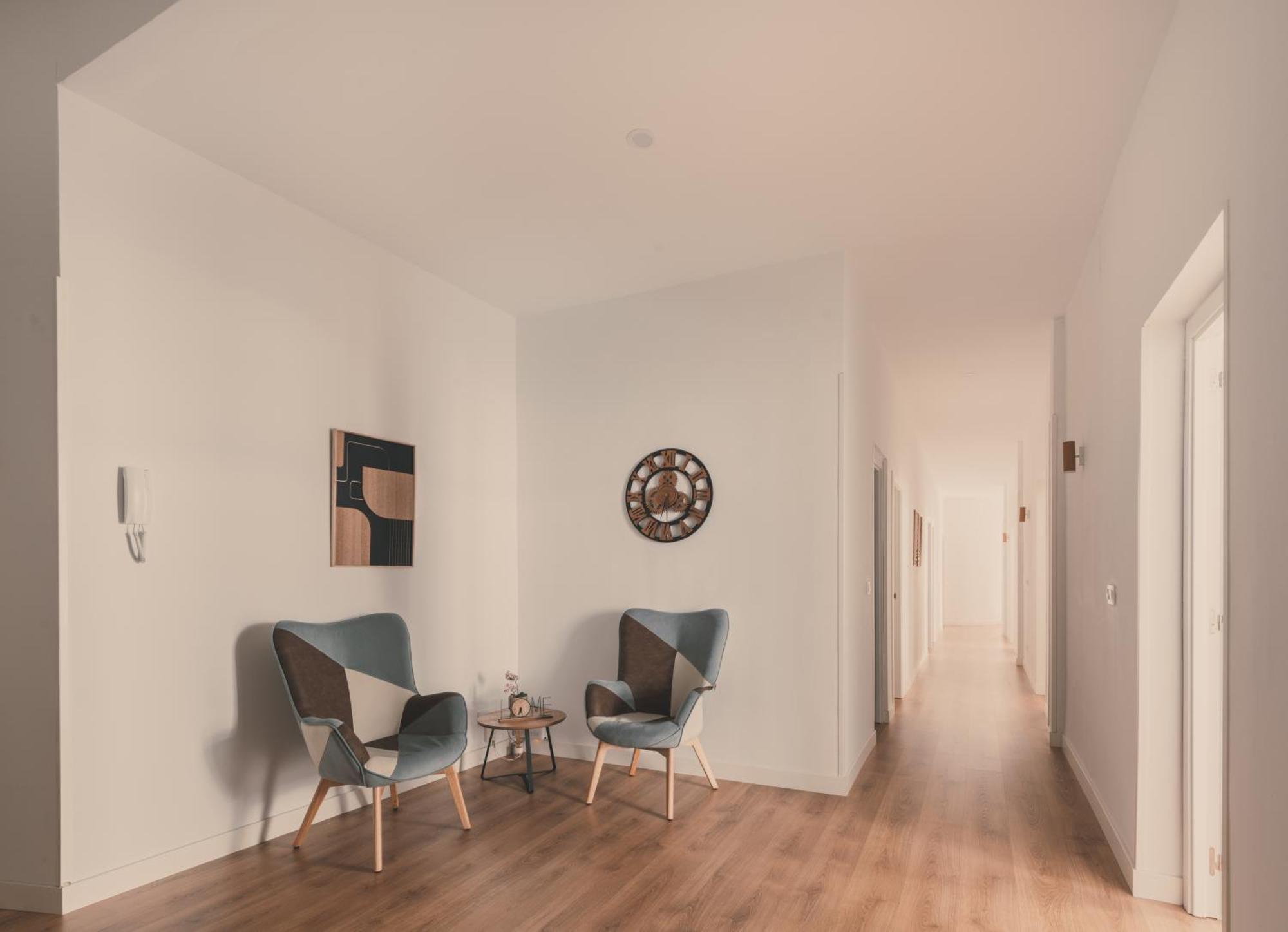 8 Rooms, 6 Bathrooms Over Gran Via Street Apartamento *