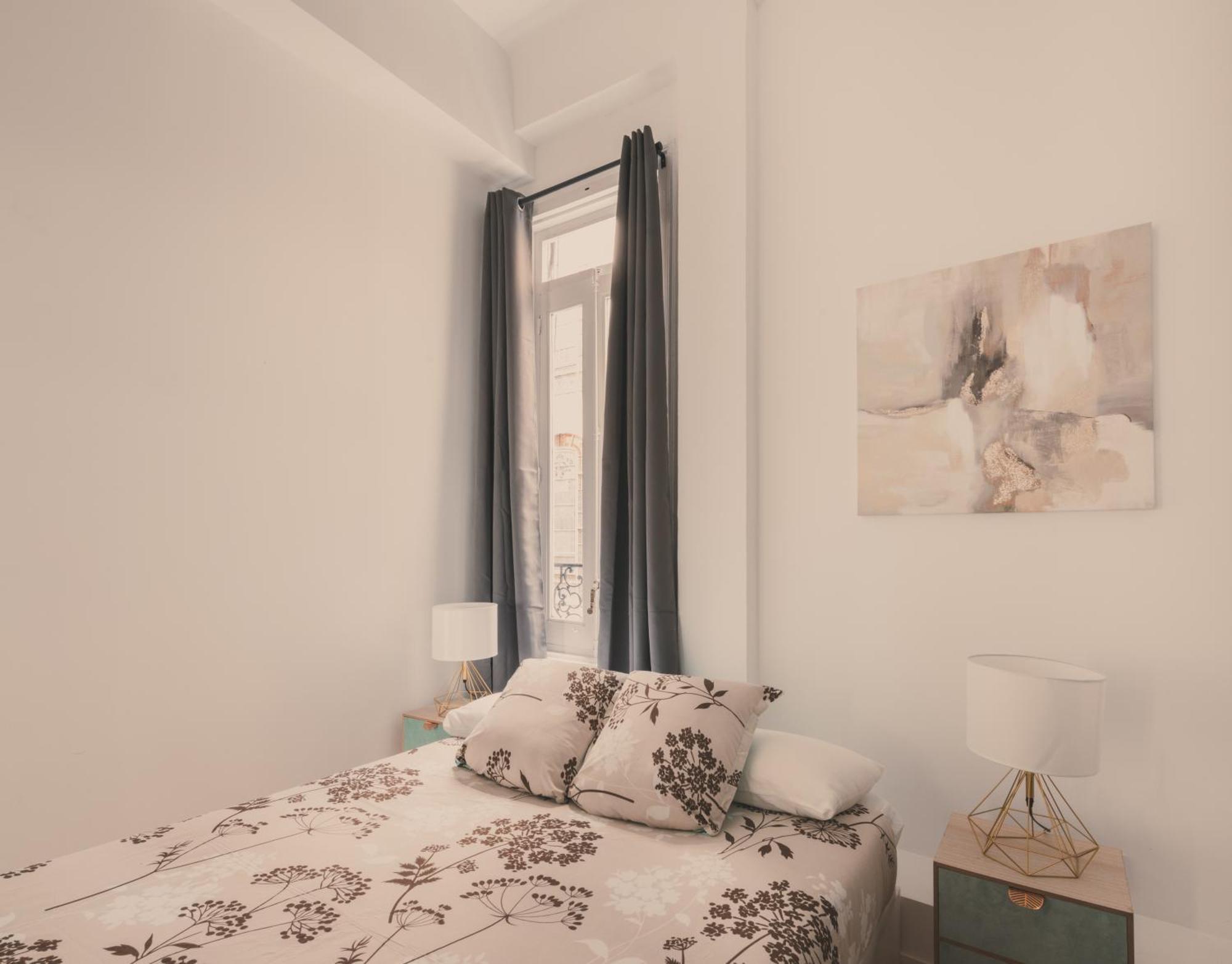 Apartamento 8 Rooms, 6 Bathrooms Over Gran Via Street *