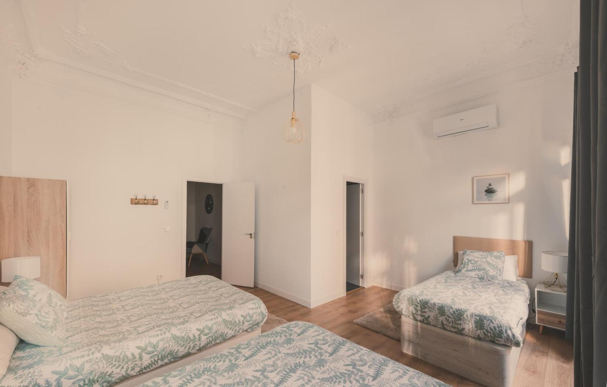 Apartamento 8 Rooms, 6 Bathrooms Over Gran Via Street Madrid
