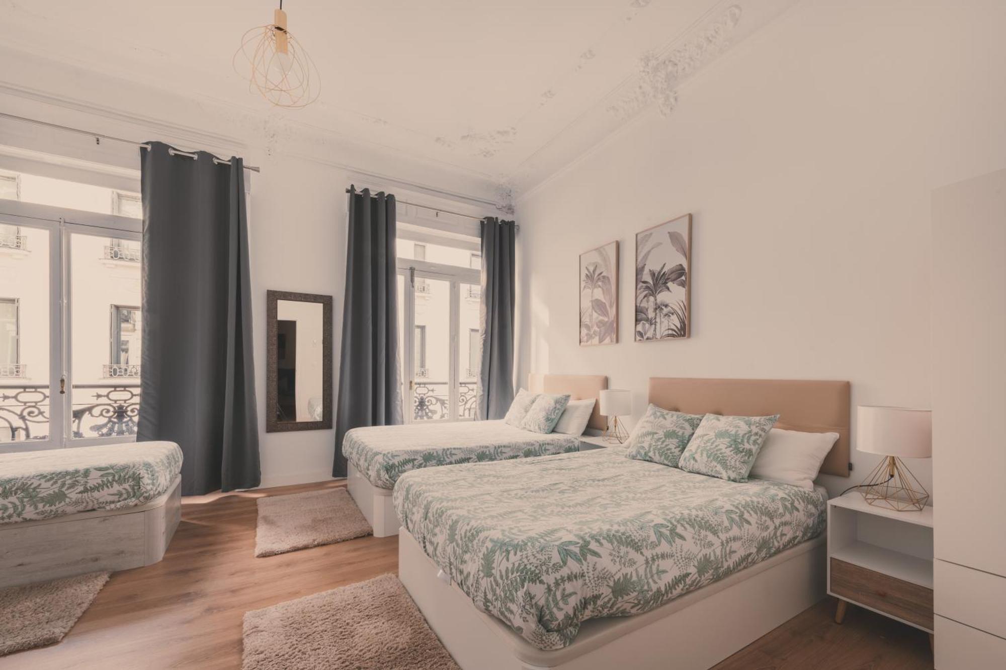 Apartamento 8 Rooms, 6 Bathrooms Over Gran Via Street *