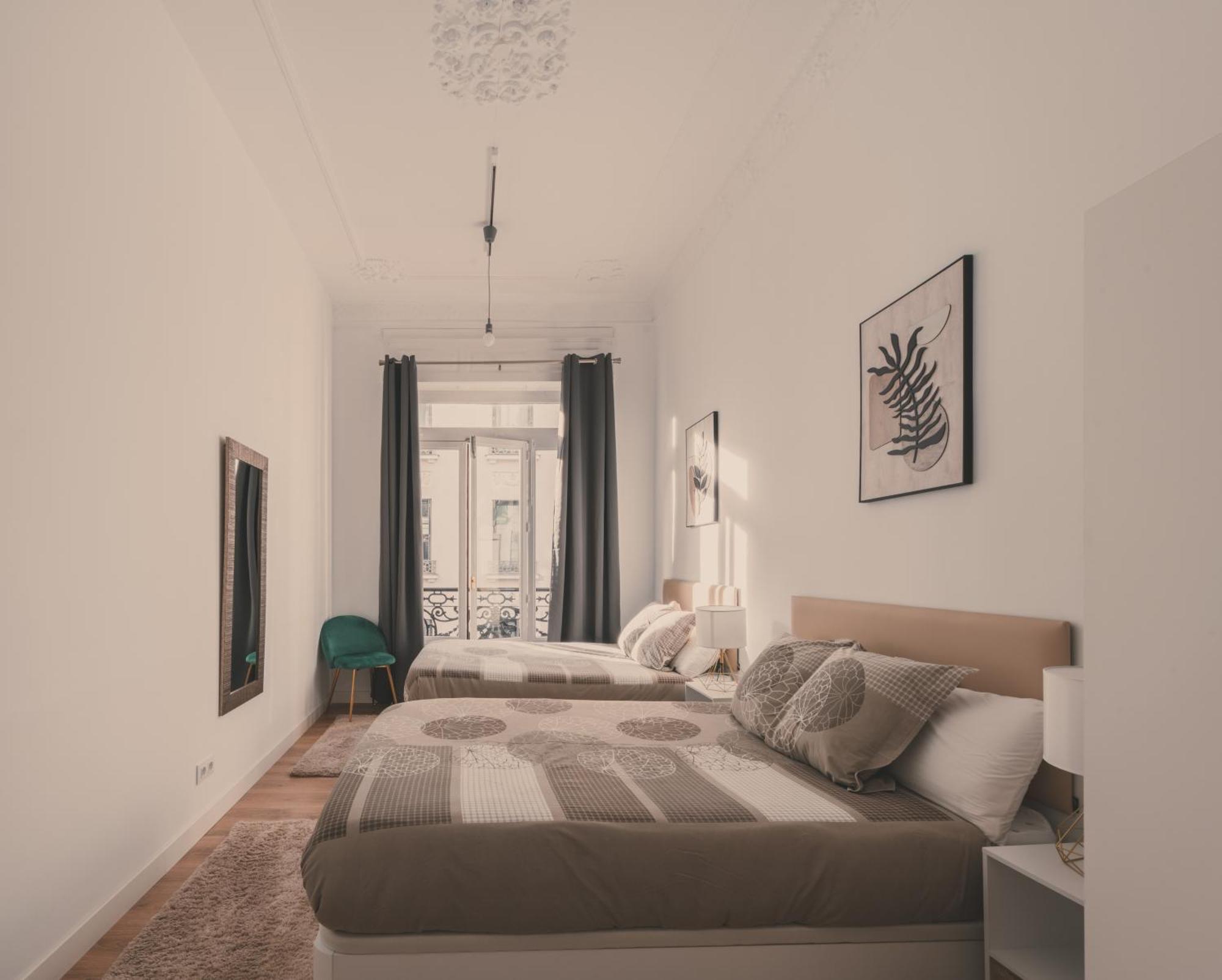 Apartamento 8 Rooms, 6 Bathrooms Over Gran Via Street