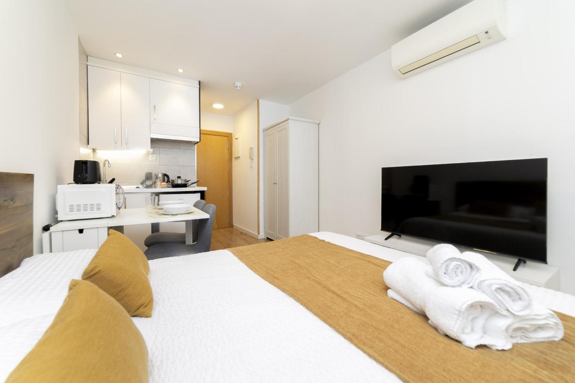 Luxury Vi - Ferga Apartamento