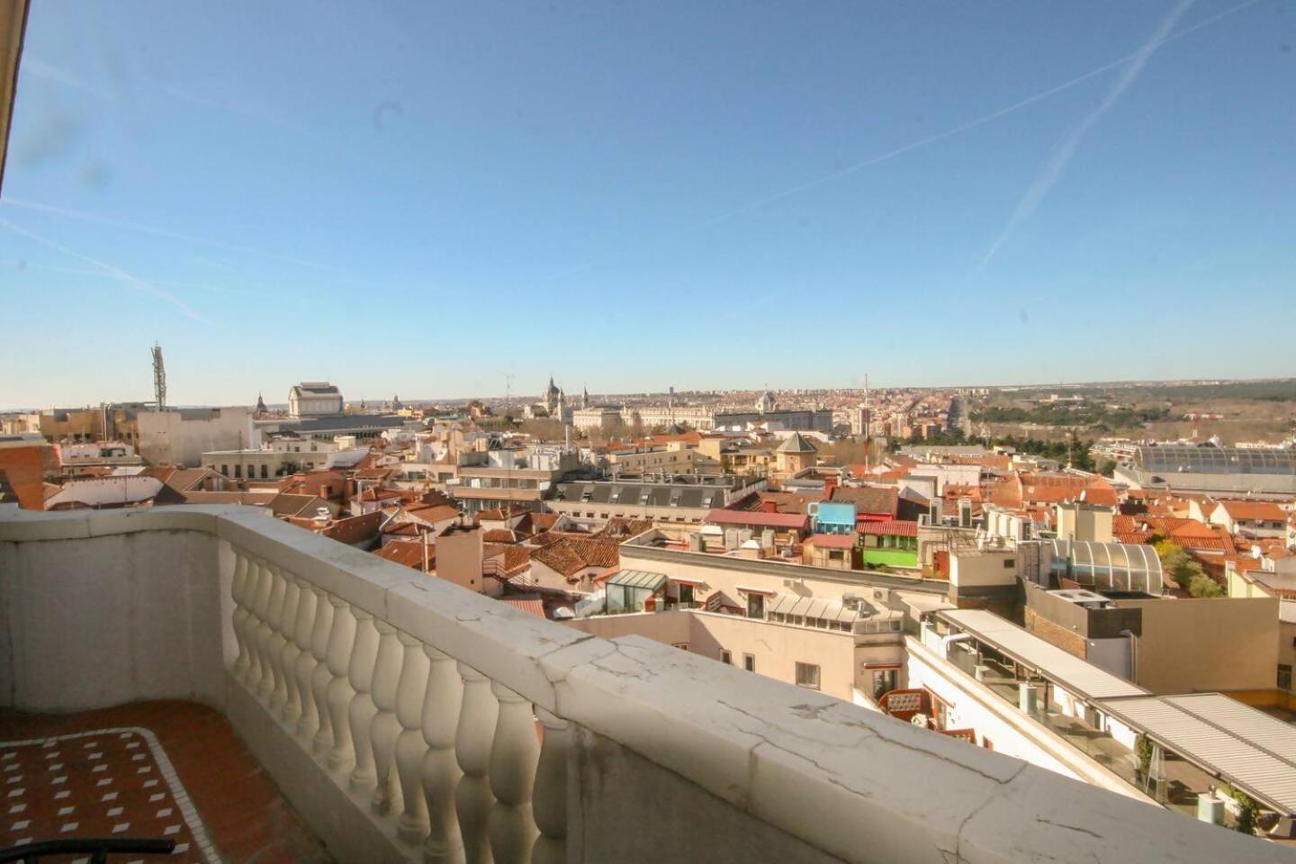 Con Terraza Al Palacio Real Appartement *