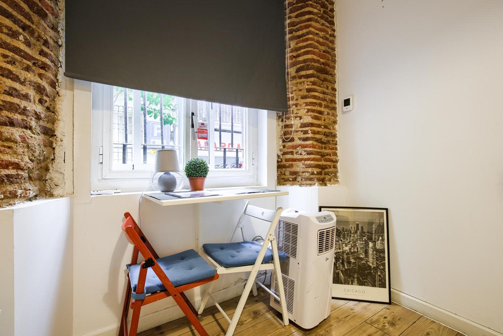 Apartamento Intimo Estudio En Madrid, Centro, 2pax, Wifi & Tv *