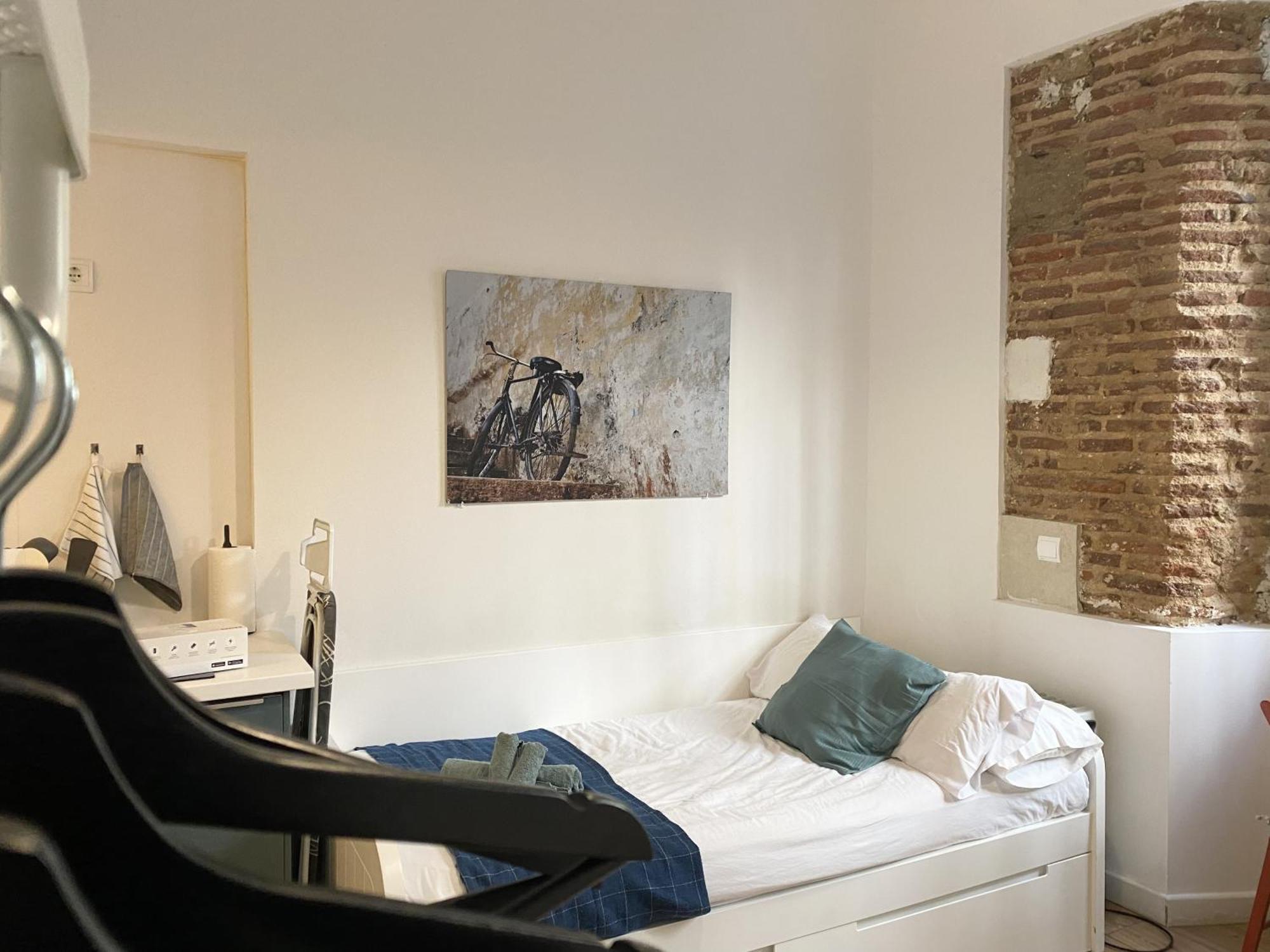 Apartamento Intimo Estudio En Madrid, Centro, 2pax, Wifi & Tv *