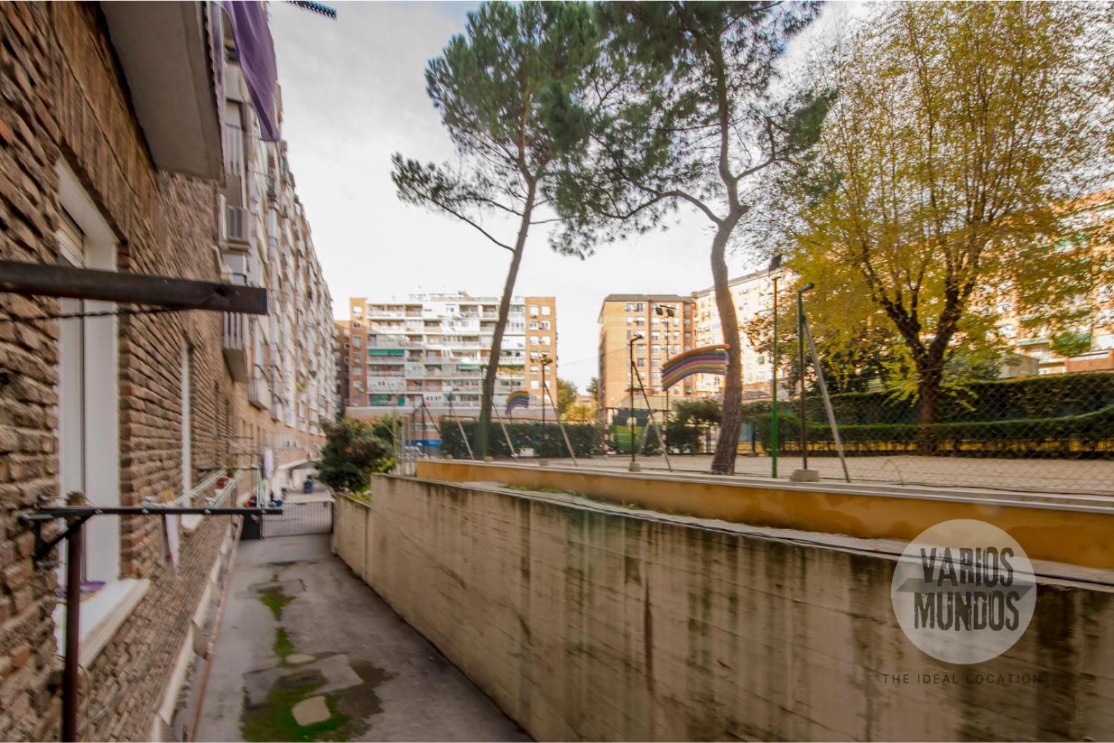 Confort Con Parking 3, Vive La Latina Apartment *
