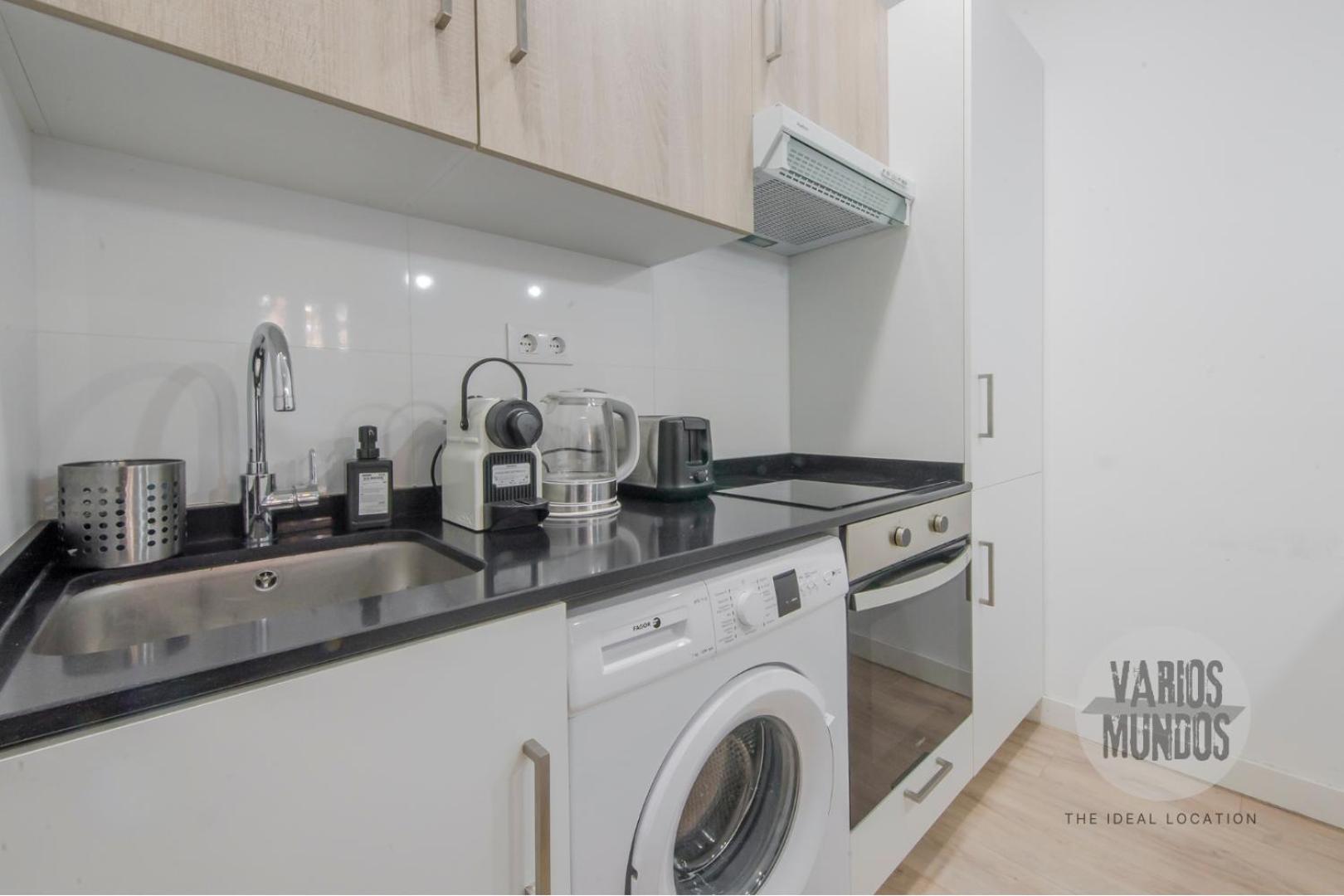 Apartment Confort Con Parking 3, Vive La Latina *