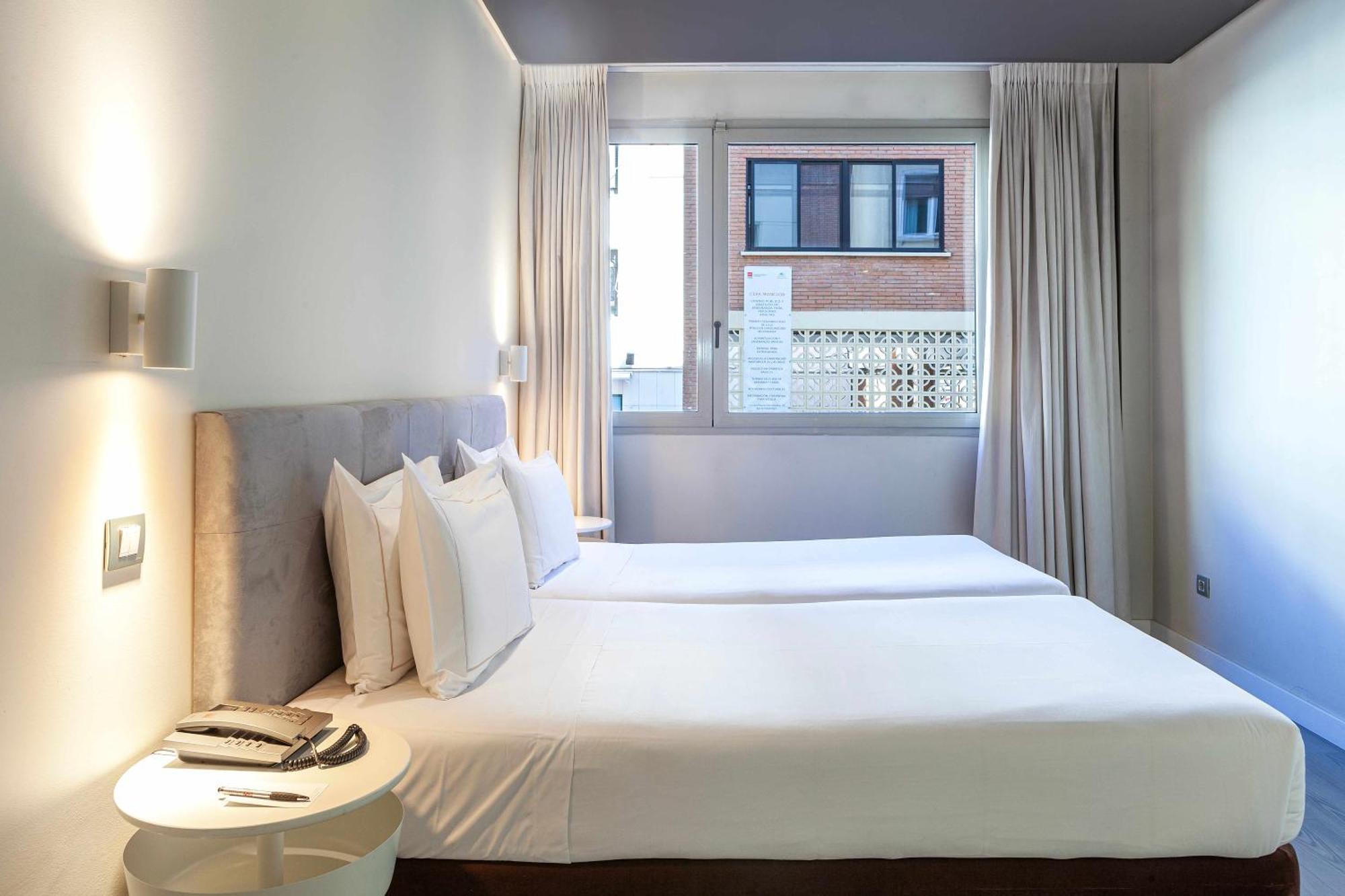Viena Plaza De Espana Appart hôtel 3*
