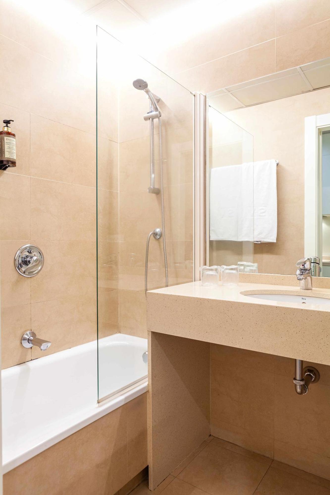 Viena Plaza De Espana Appart hôtel 3*
