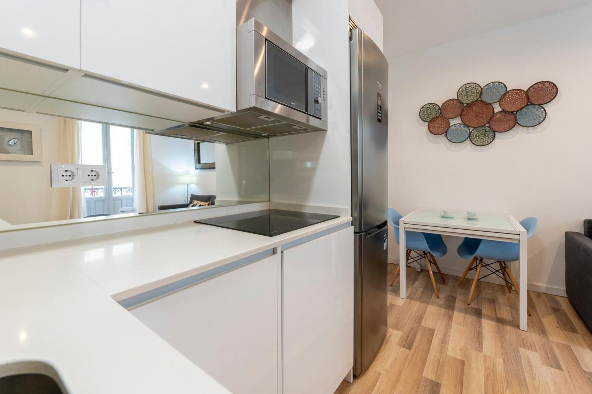 Apartamento For Puerta Del Sol Temporal Pre10b