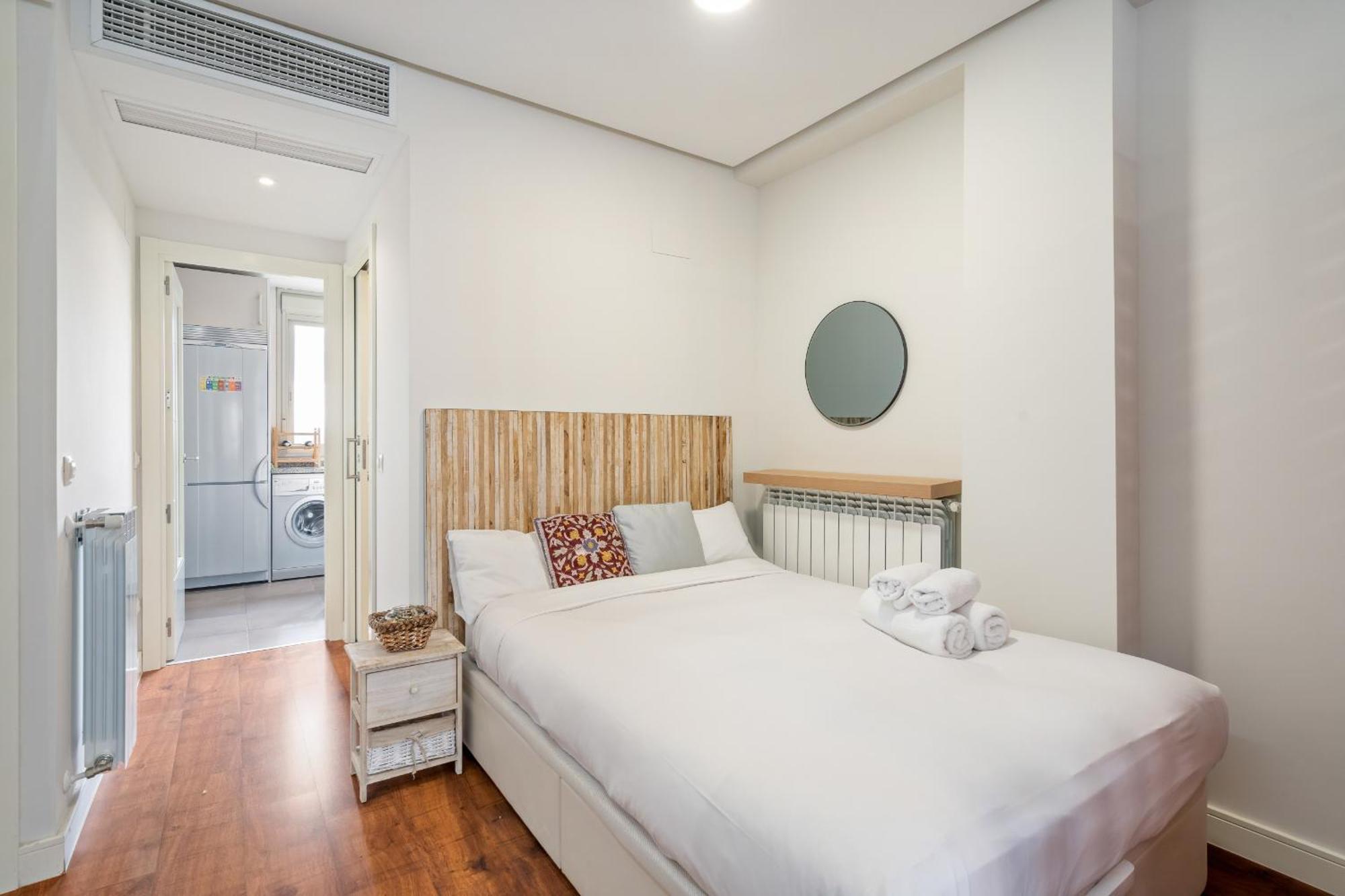 Apartamento Con Garaje En Ensanche De Vallecas Alquiler Temporal Madrid