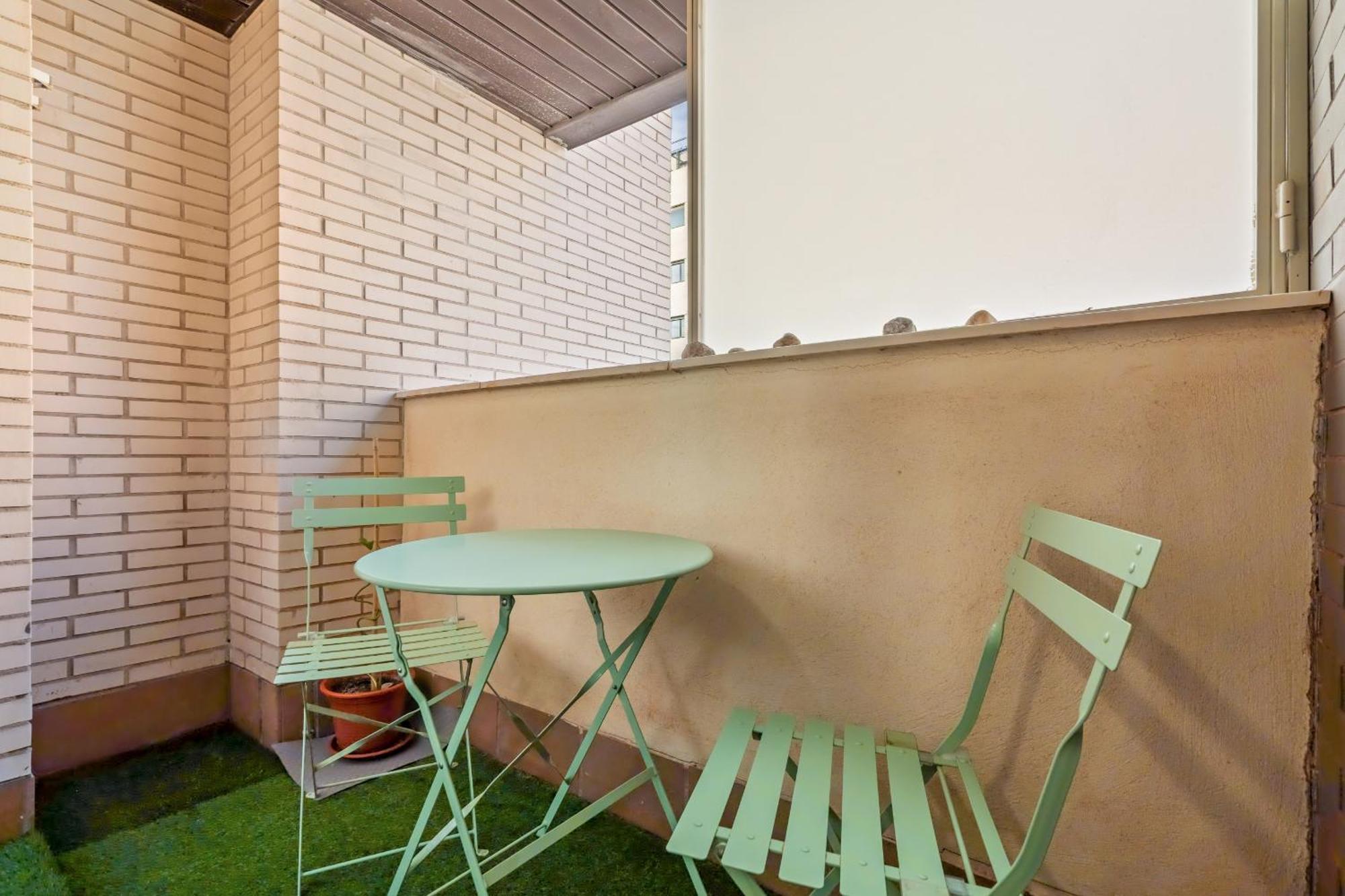 Apartamento Con Garaje En Ensanche De Vallecas Alquiler Temporal