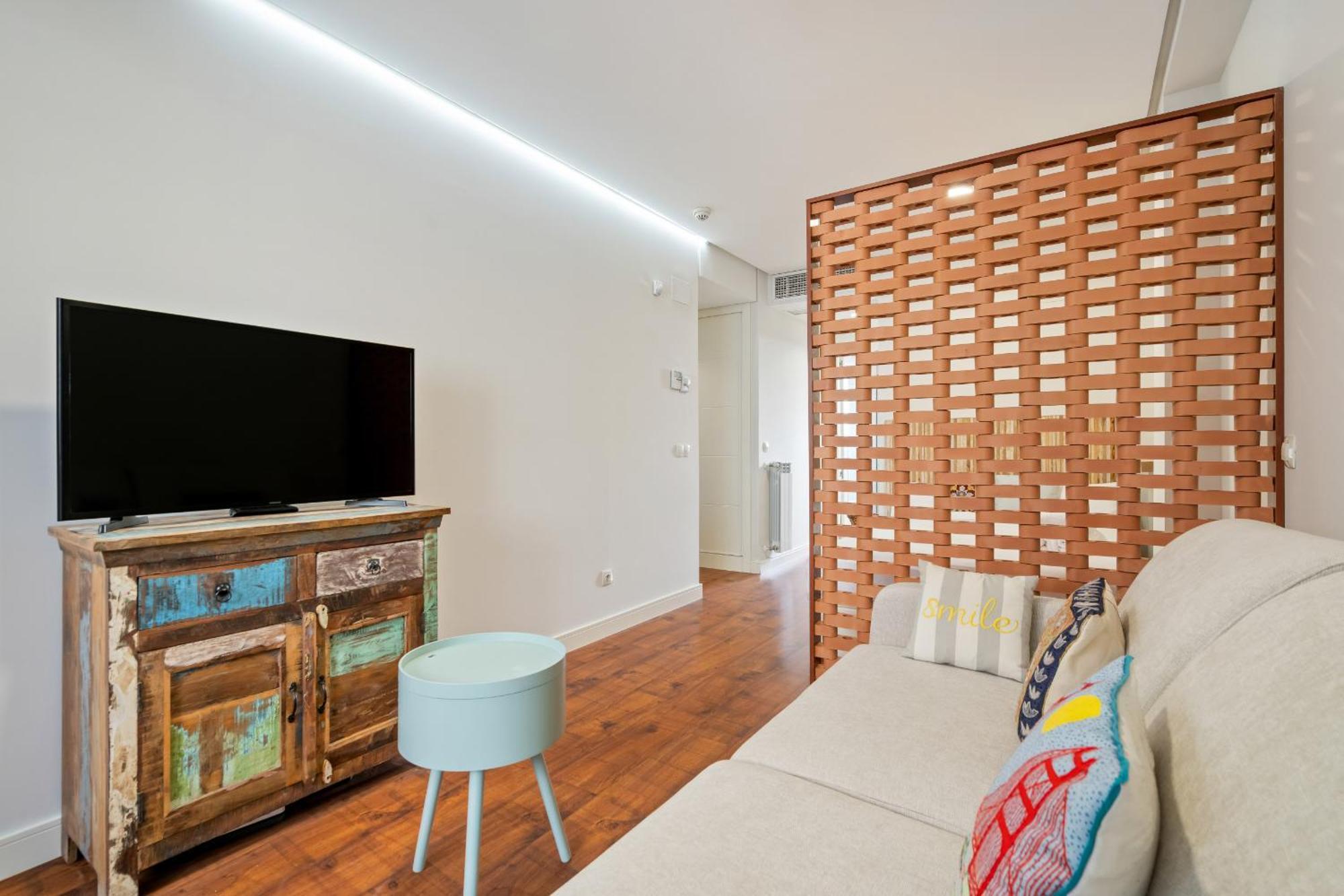 Con Garaje En Ensanche De Vallecas Alquiler Temporal Apartamento *