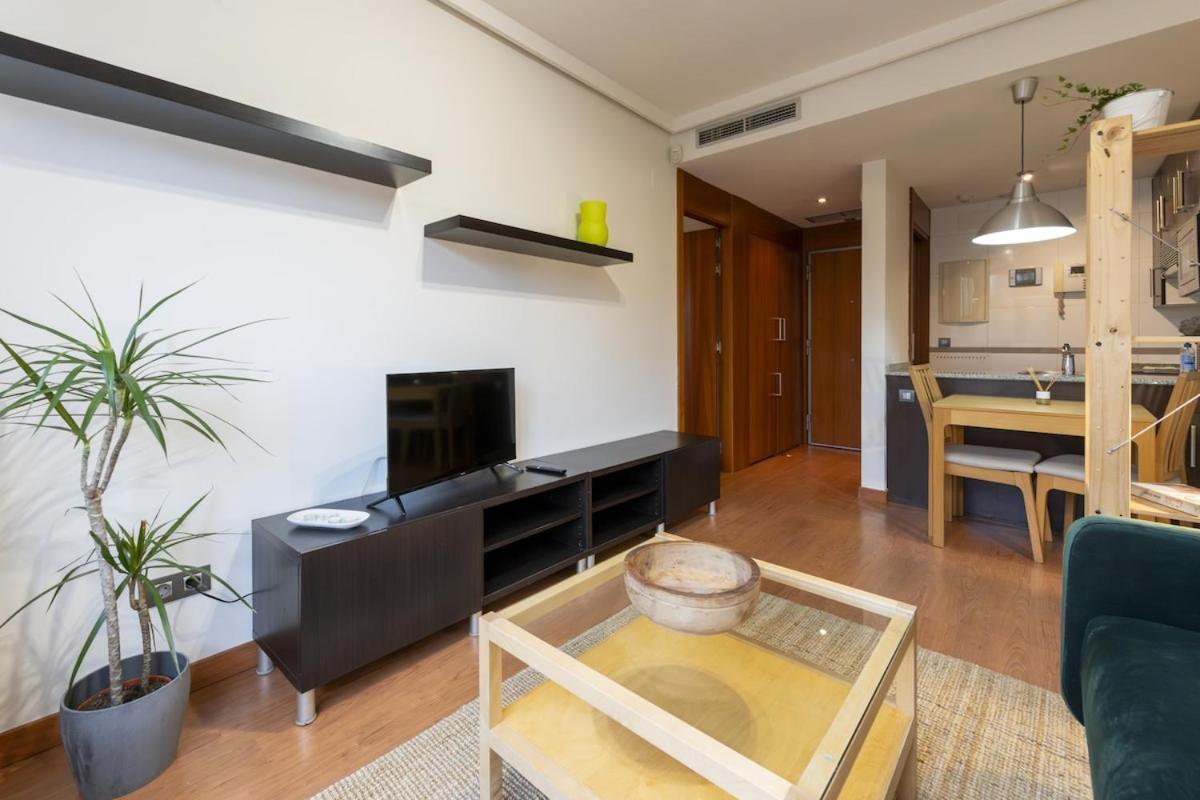 Apartamento For Charming 1bedroom Gym Temporal Sres531i Madrid