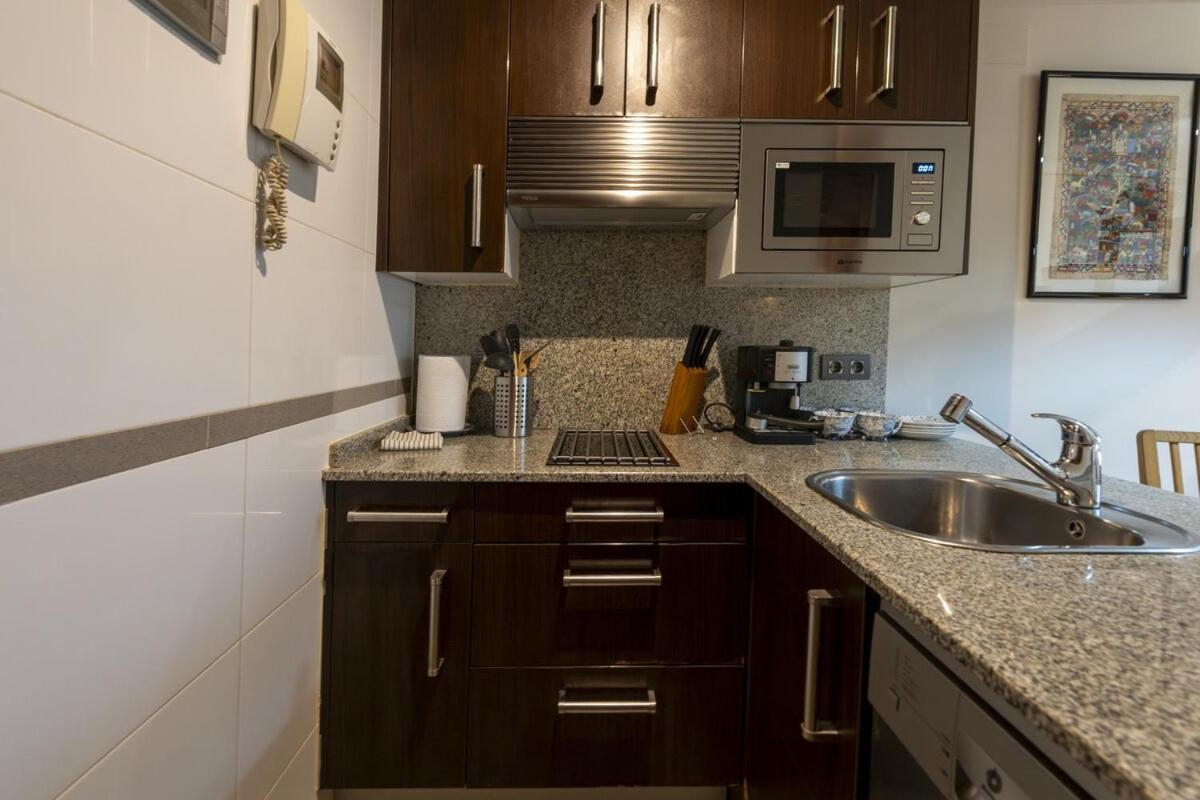 Apartamento For Charming 1bedroom Gym Temporal Sres531i Madrid