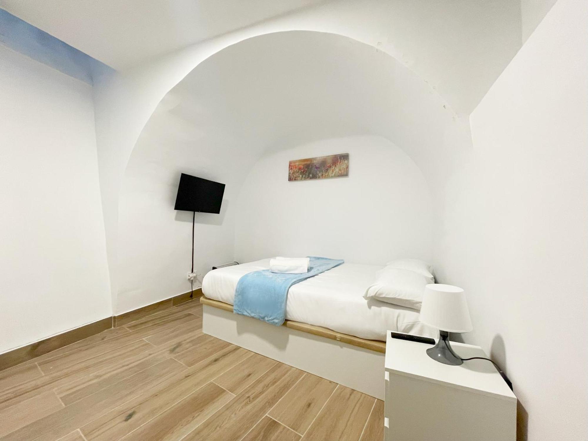 Cerca Del Centro Y Luminoso Apartamento