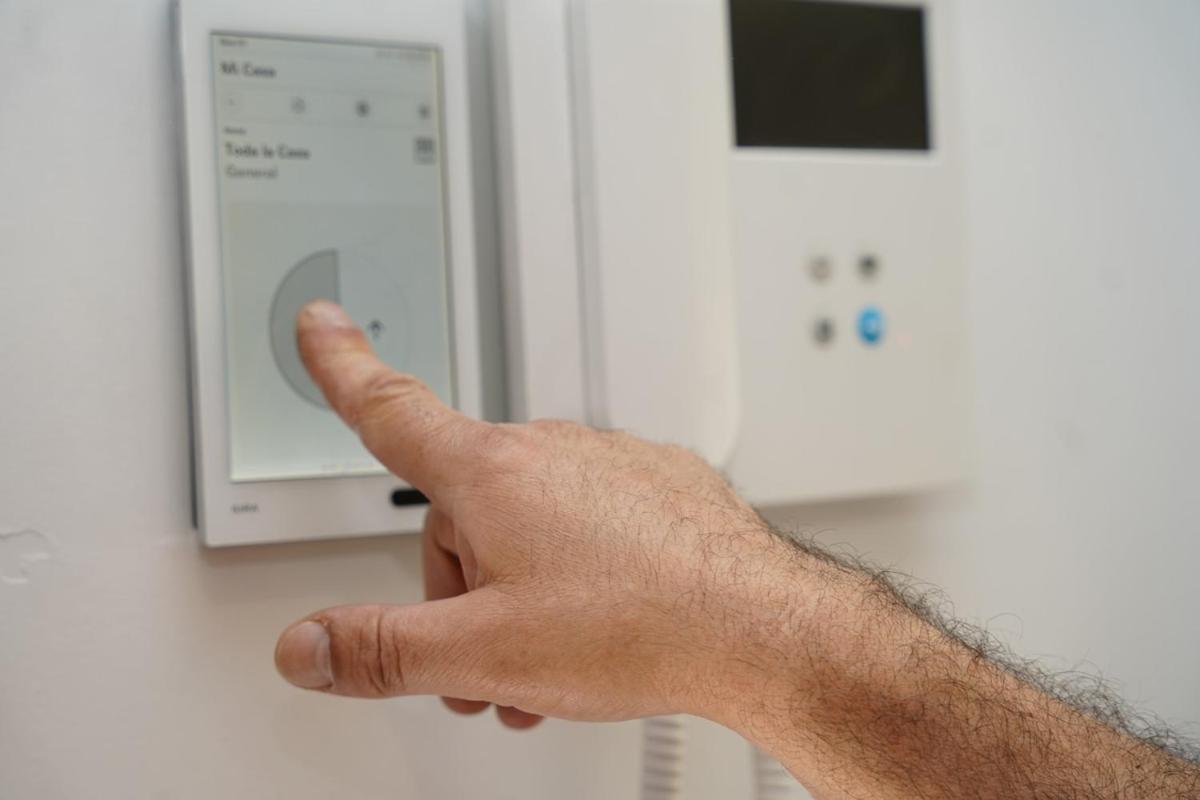 Hébergement de vacances Casa Completa De Lujo Con Jardin Y Piscina Compartida