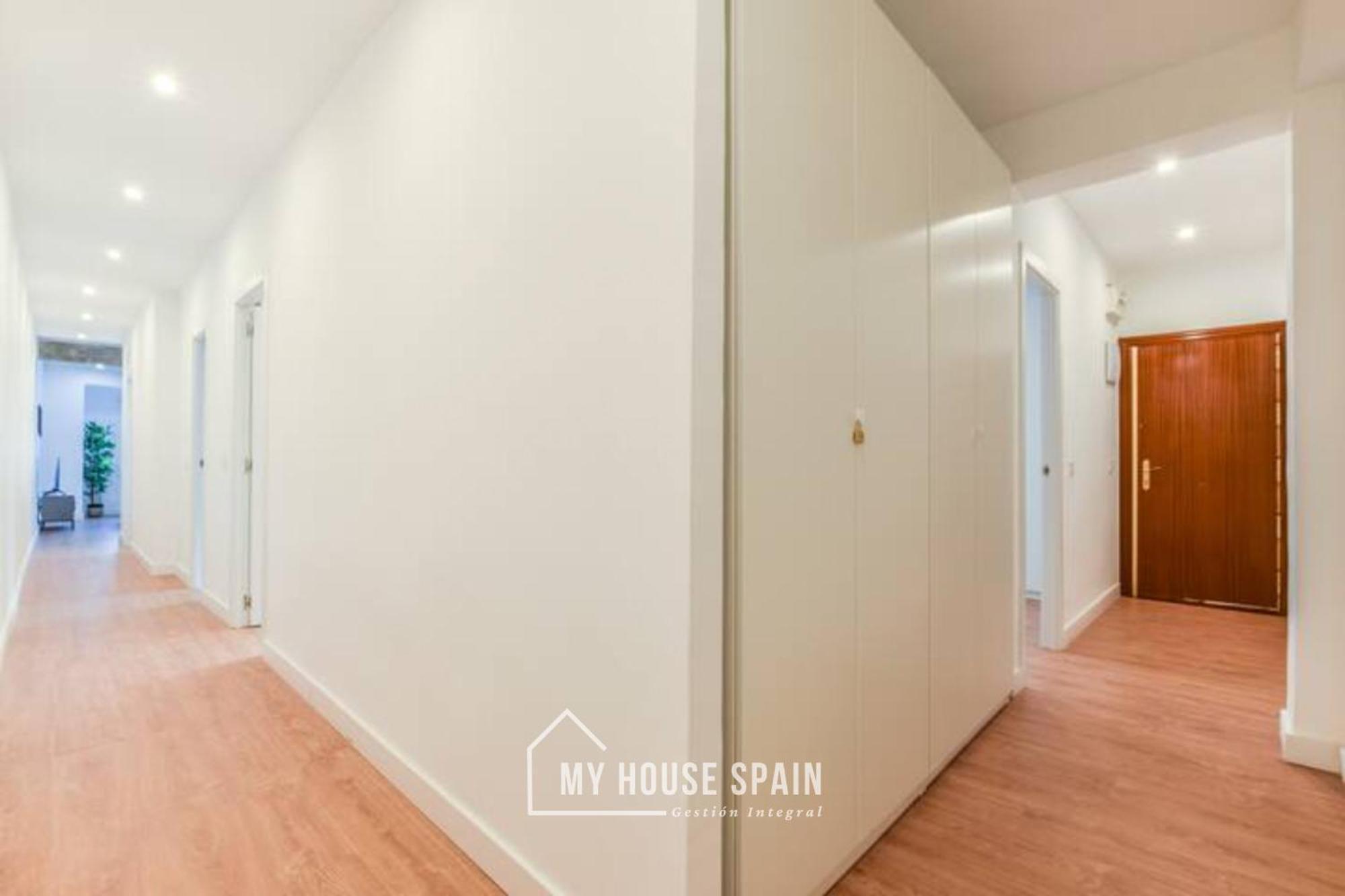 Myhousespain - Moderno Piso En Embajadores Madrid