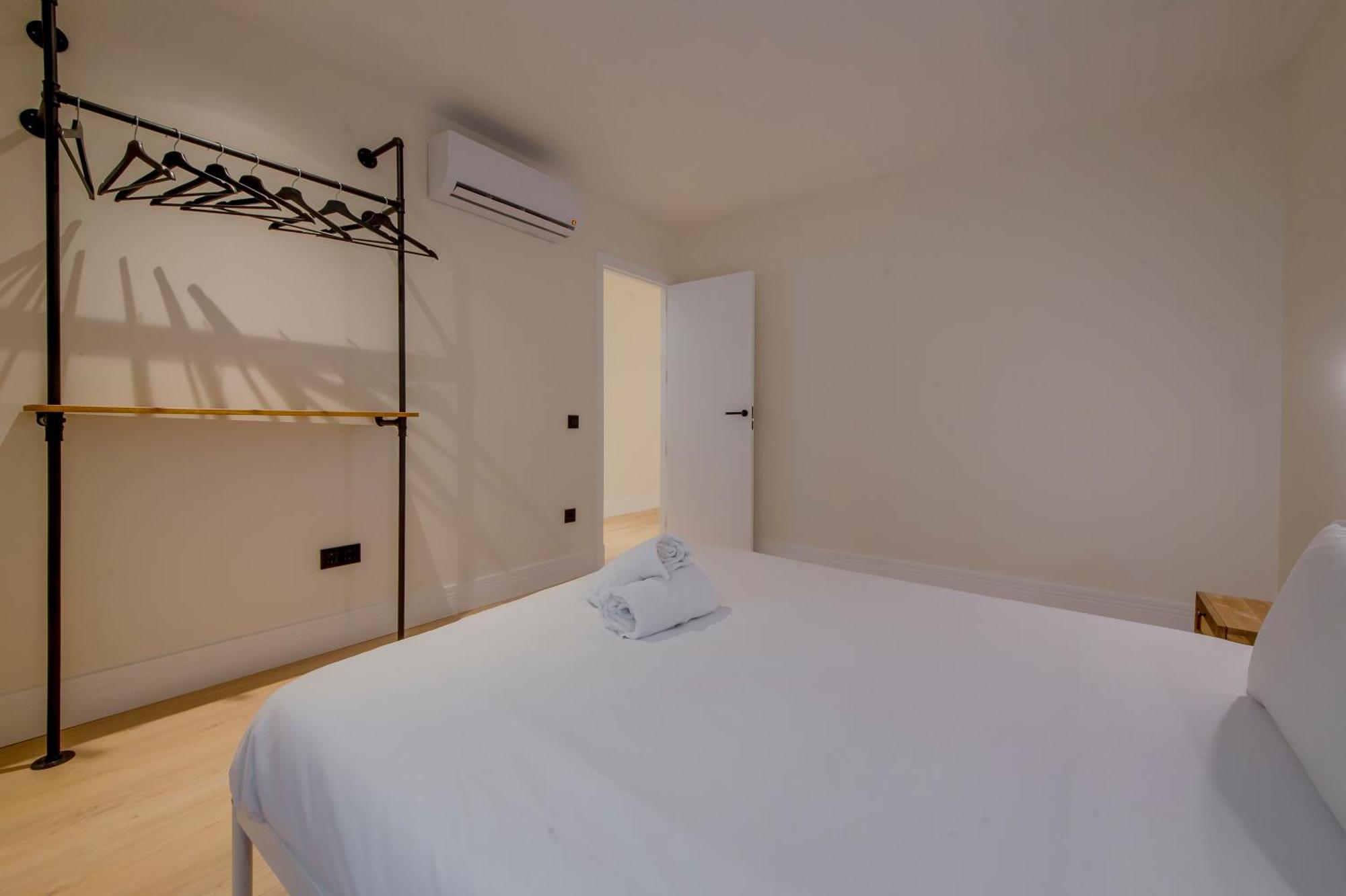 Malasana Calida 4, Ven A San Bernardo 20 E3 Apartment