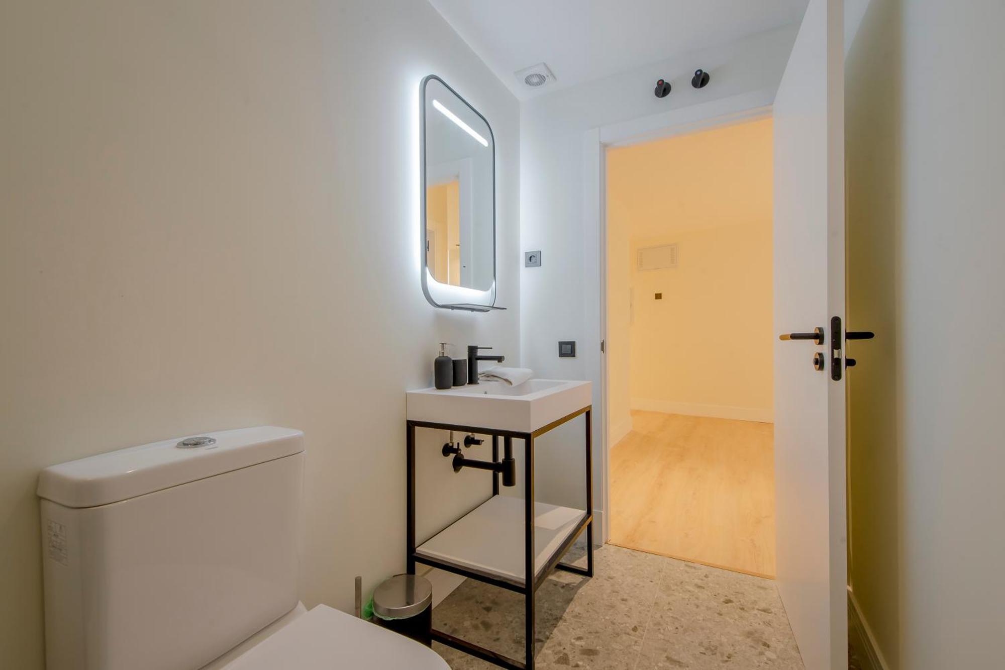 Apartment Malasana Calida 4, Ven A San Bernardo 20 E3 Madrid