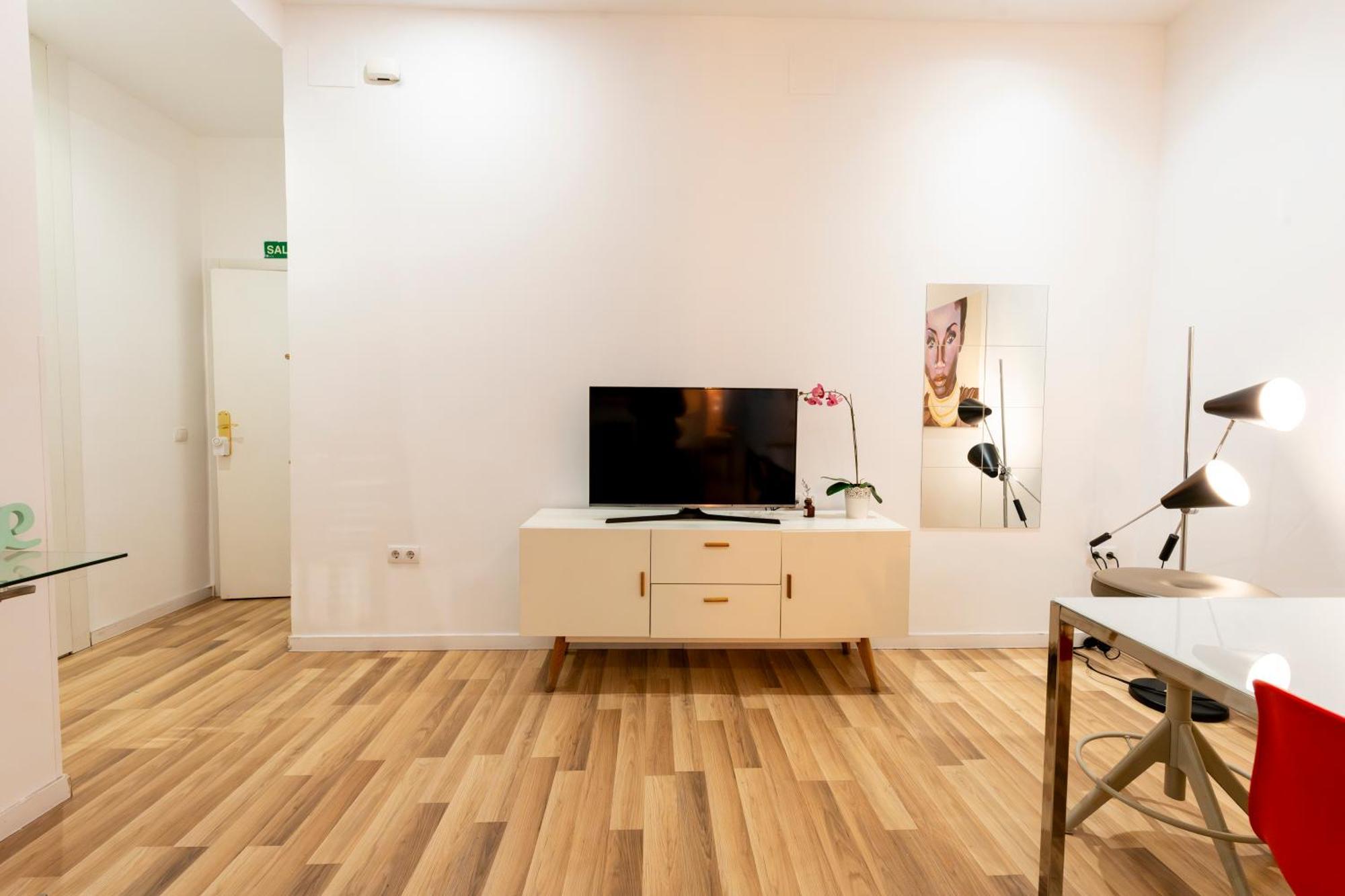 For New Design Temporal Puerta Del Sol Pre10a Apartment Madrid