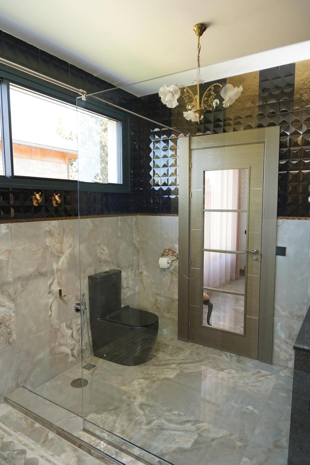 Complete Luxury House With Garden * Madrid
