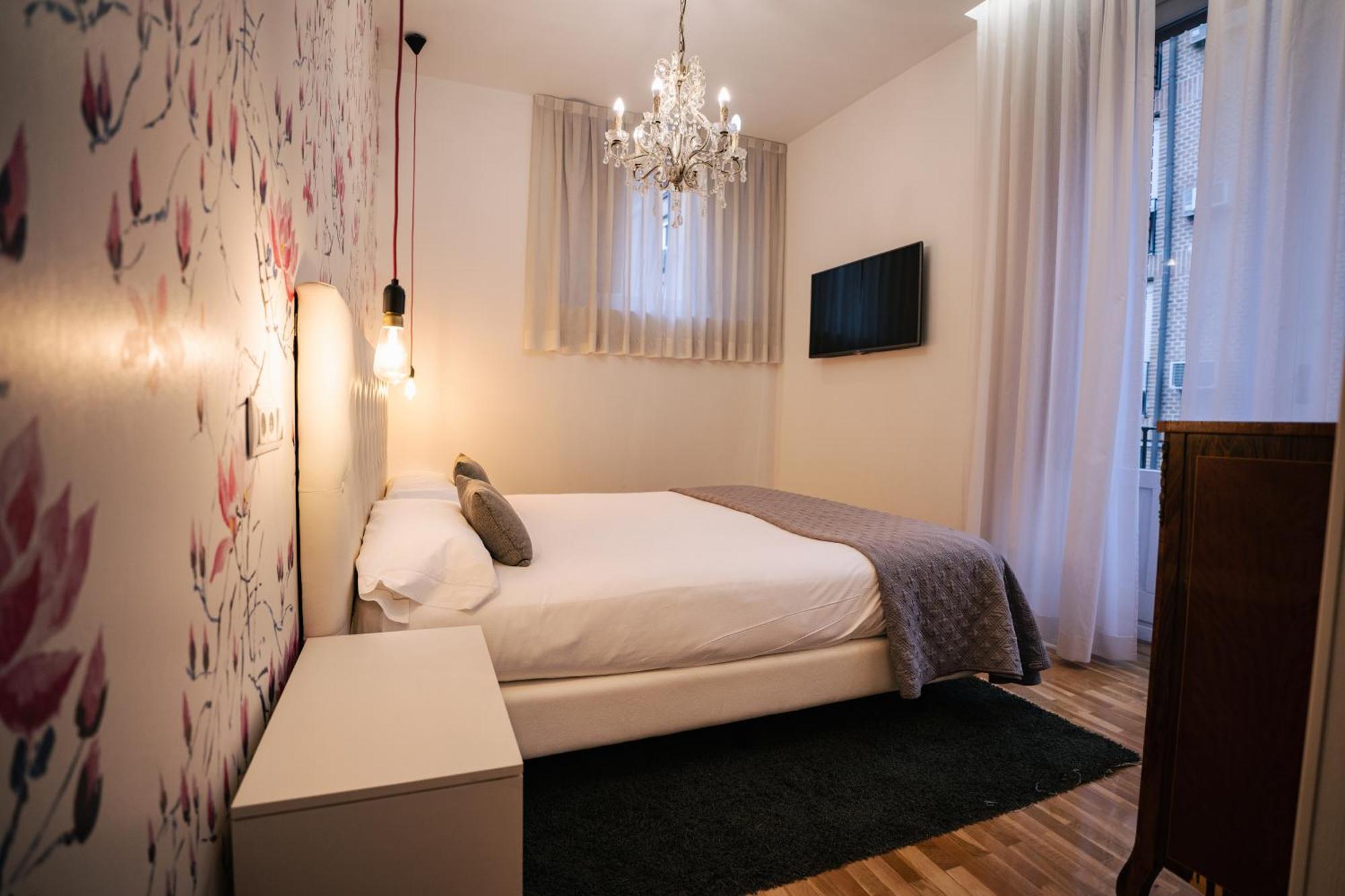 Palacio Conde Miranda Apartment *