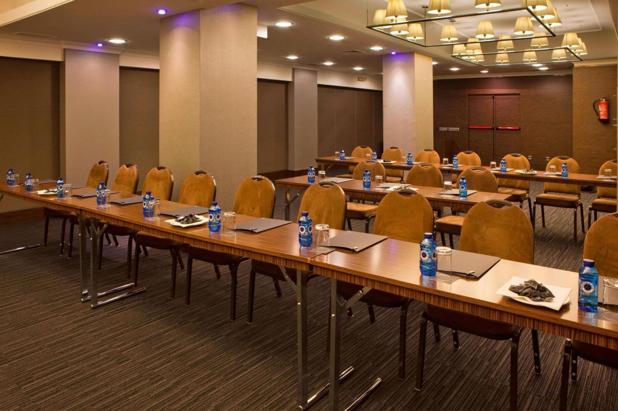 Ac Carlton By Marriott Hotel 4*