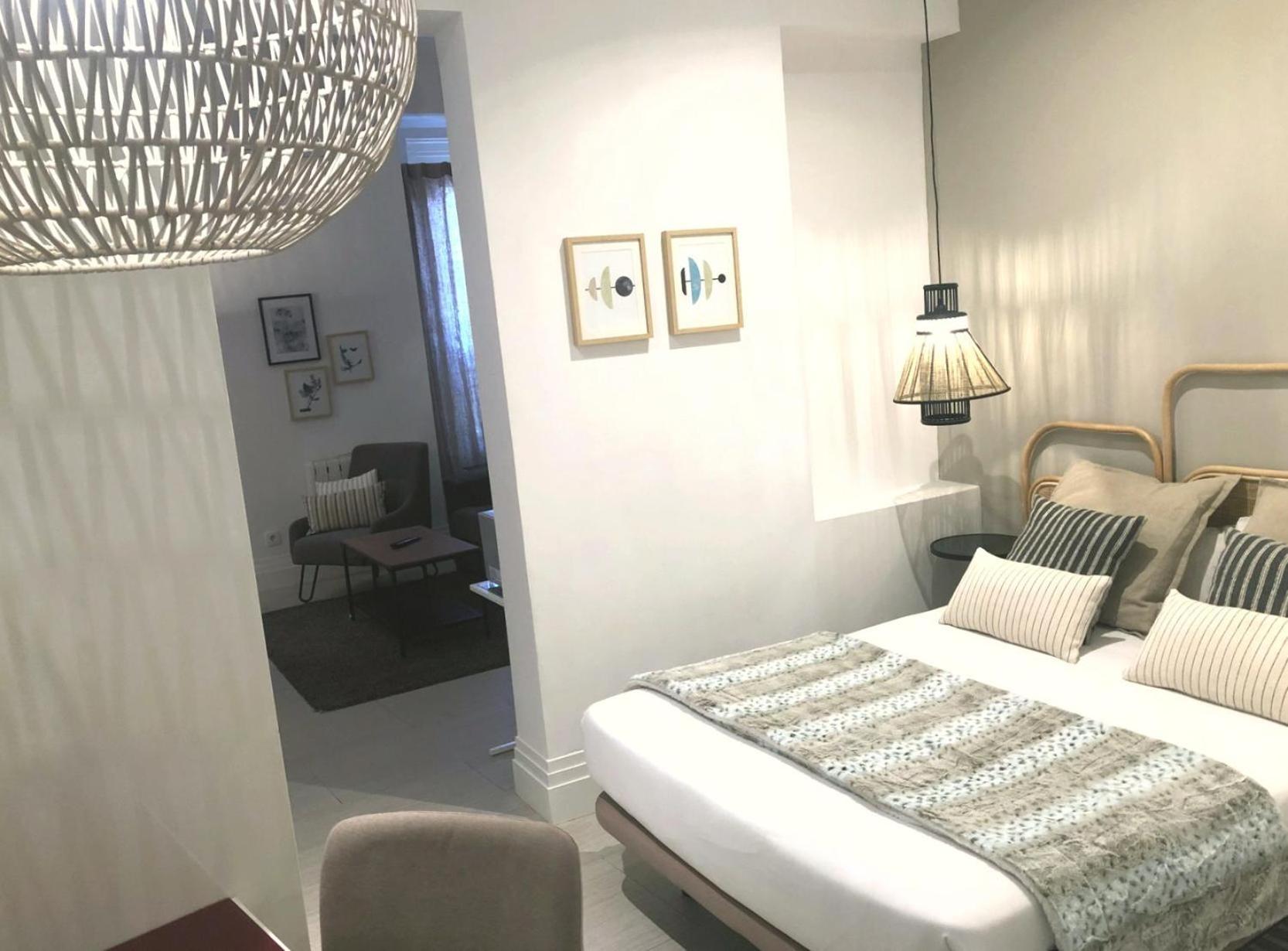 Sixrooms Plaza Mayor 4*