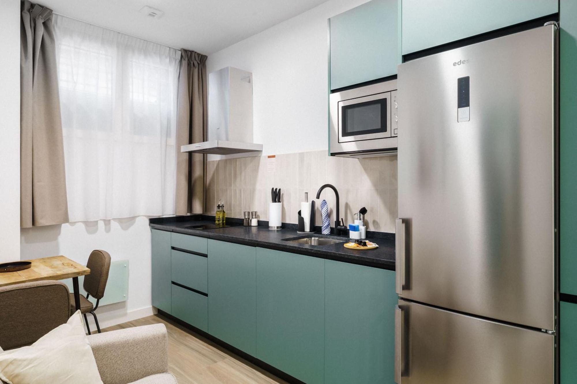 Apartment Limehome Calle De Matilde Diez *
