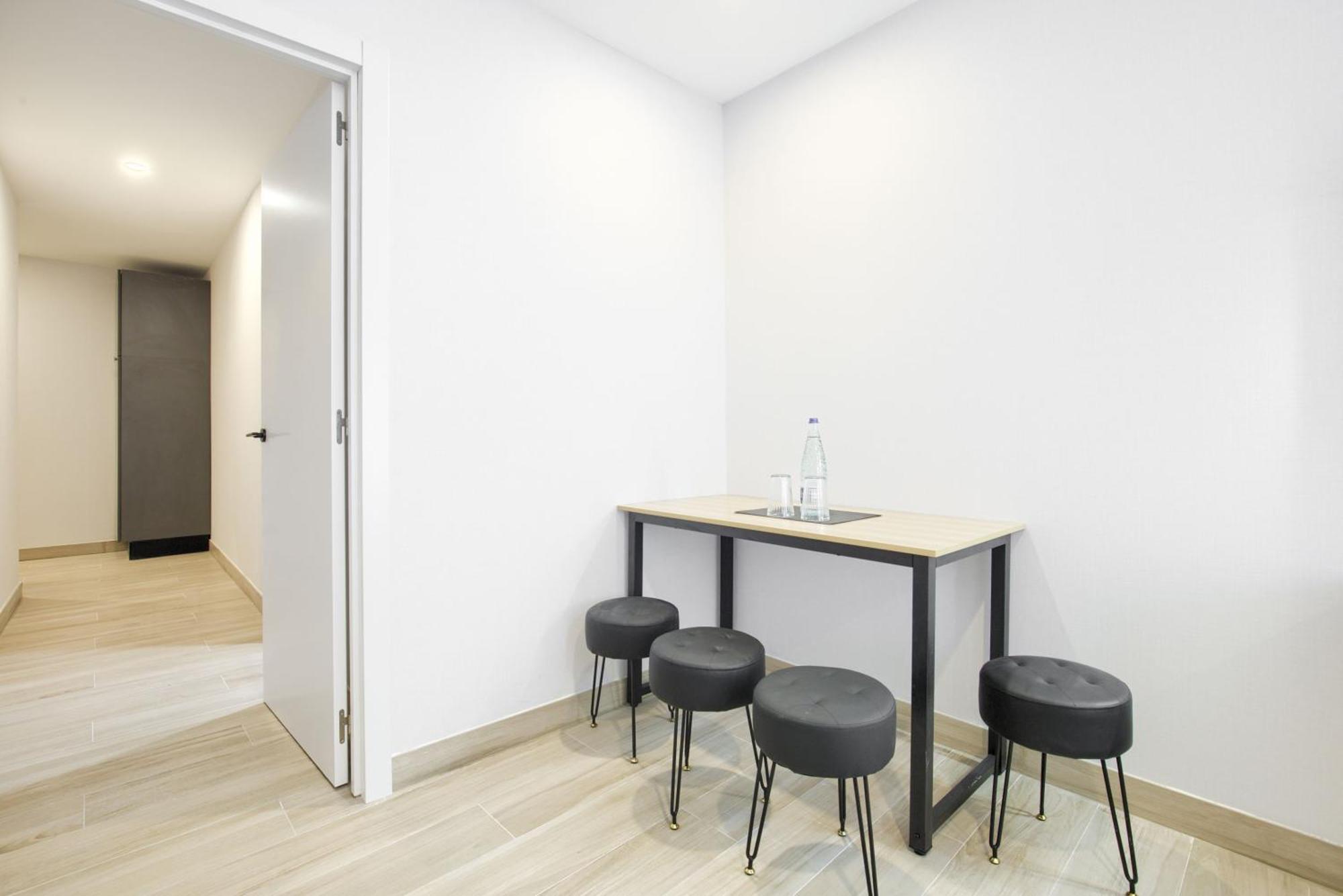 Dobo Homes - Sb20 Apartment Madrid