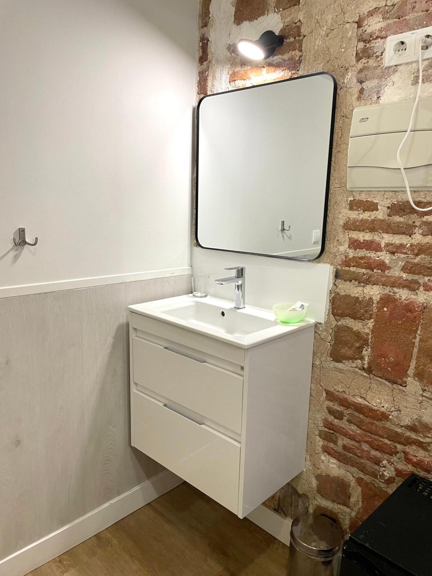 Pensión Hostal Madrid 3*