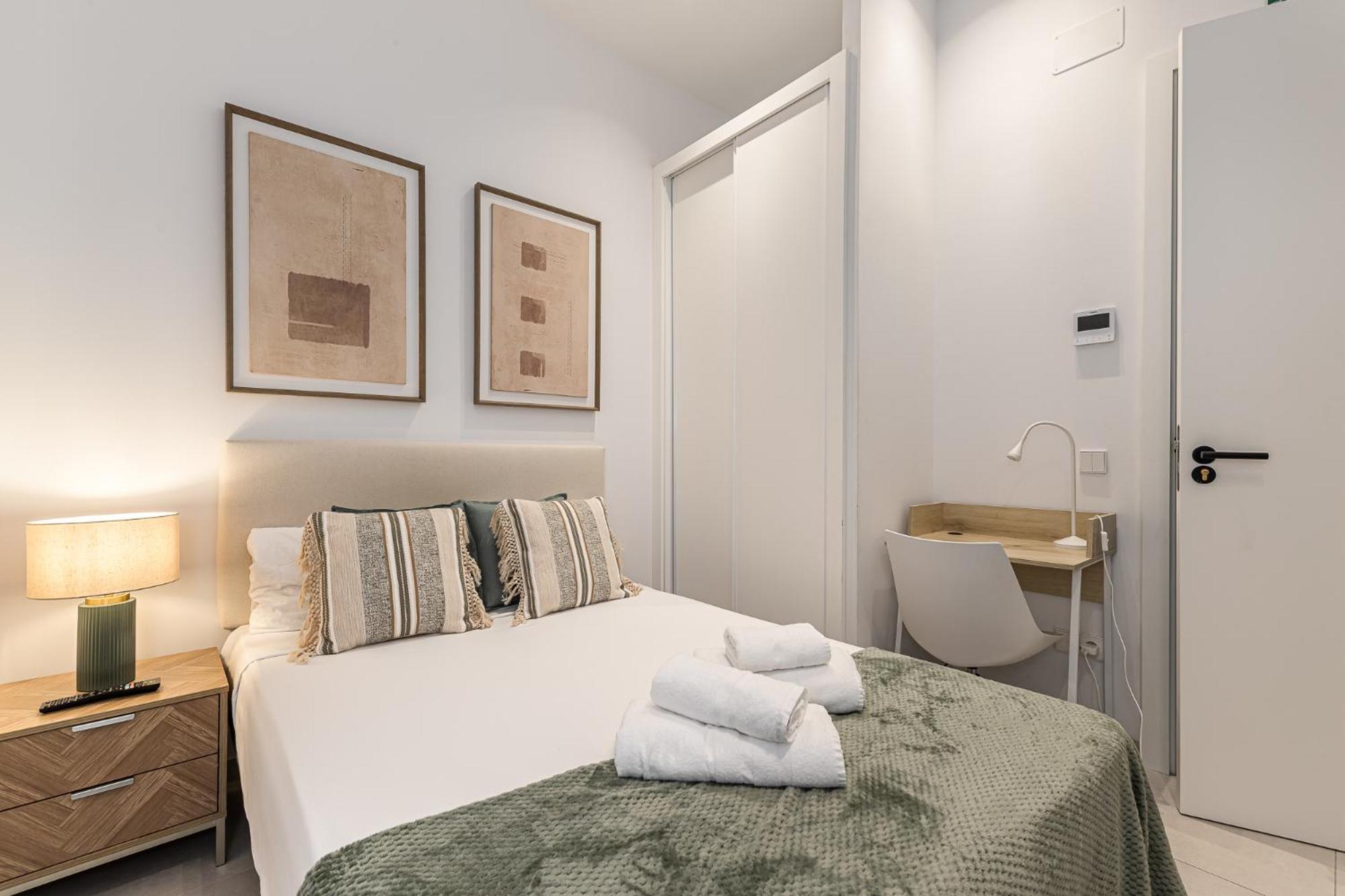 Waou Urban Chamberi Guest house
