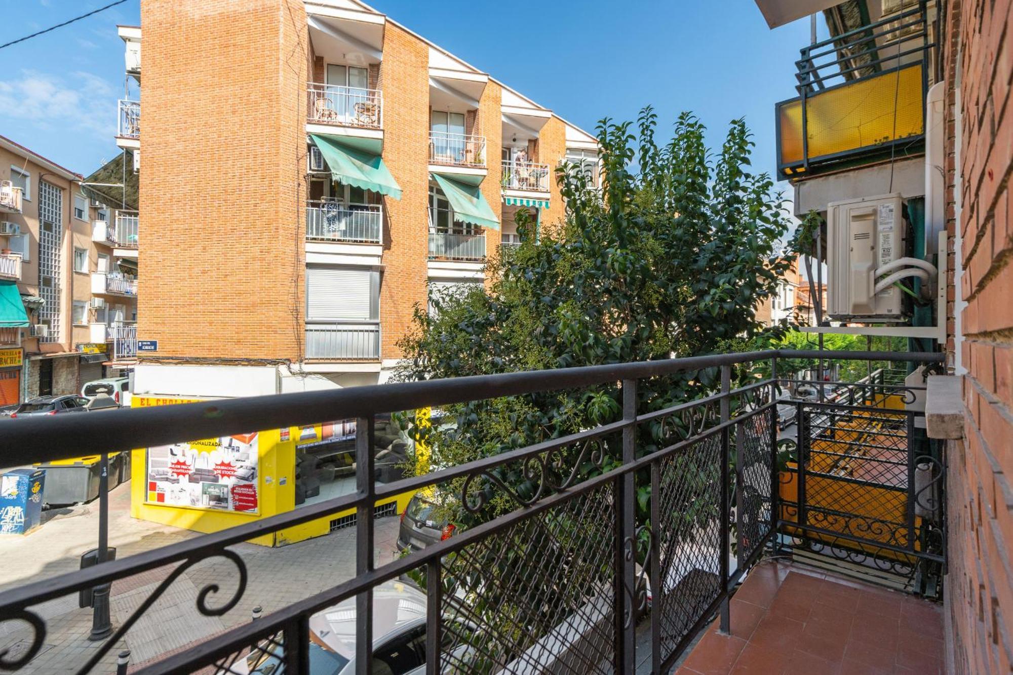Riverside Con Parking Incluido Madrid