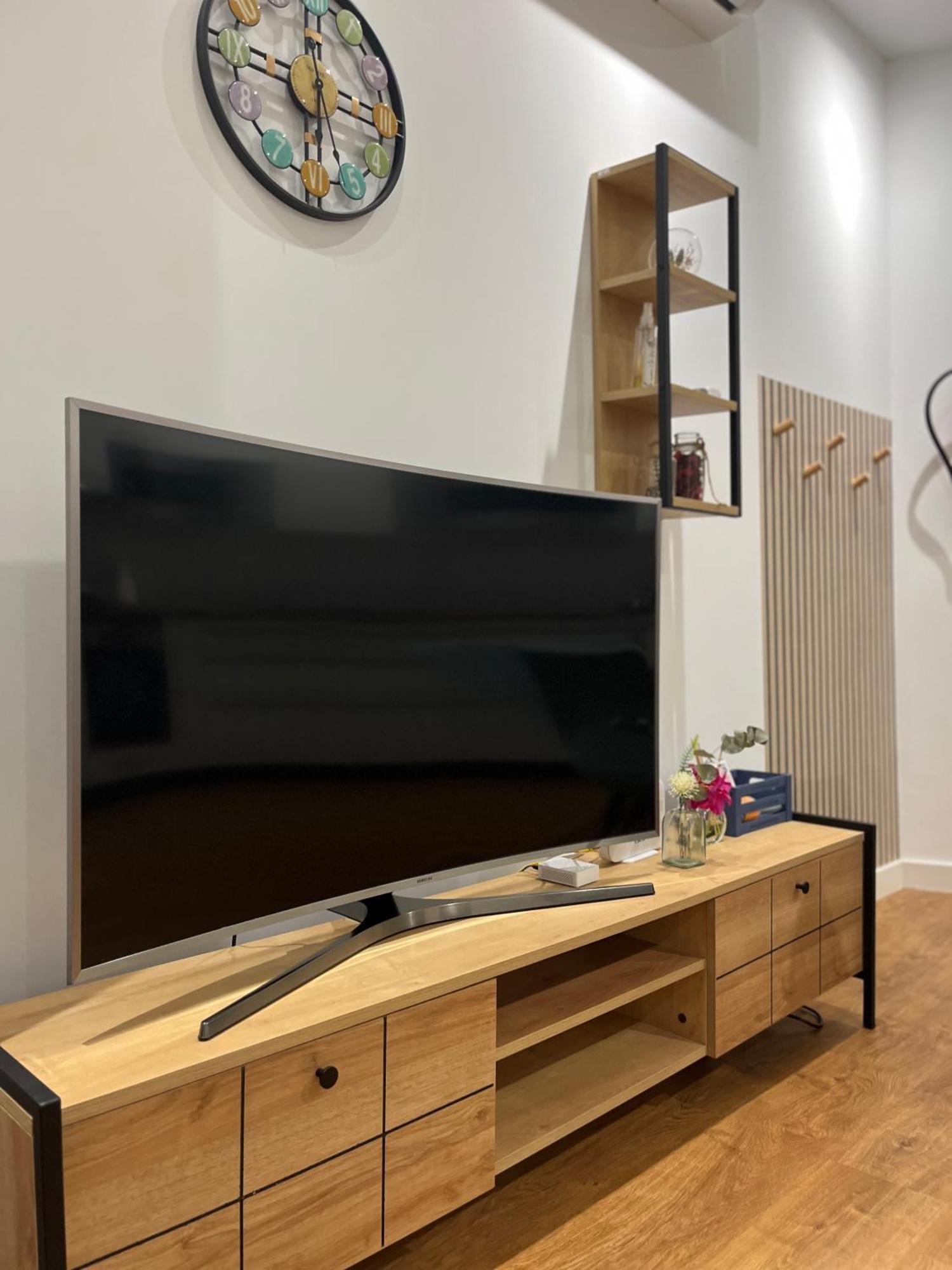 Apartamento Moderno Estudio En Usera - A 15 Minutos Del Centro