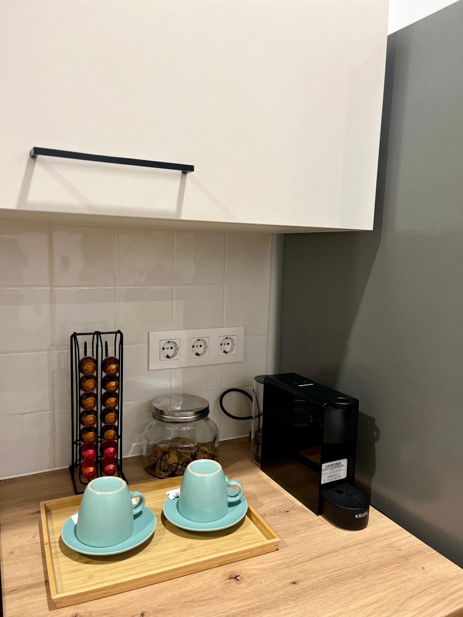 Apartamento Moderno Estudio En Usera - A 15 Minutos Del Centro Madri