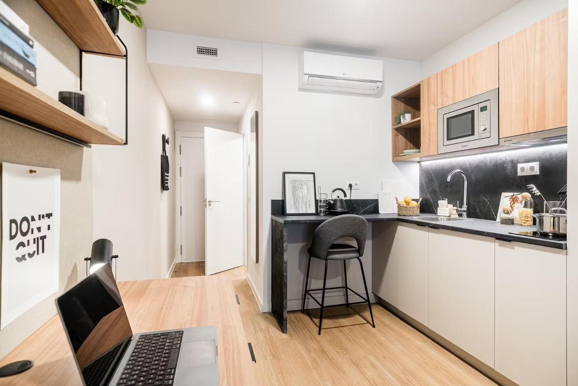Apartamento Alquiler De *
