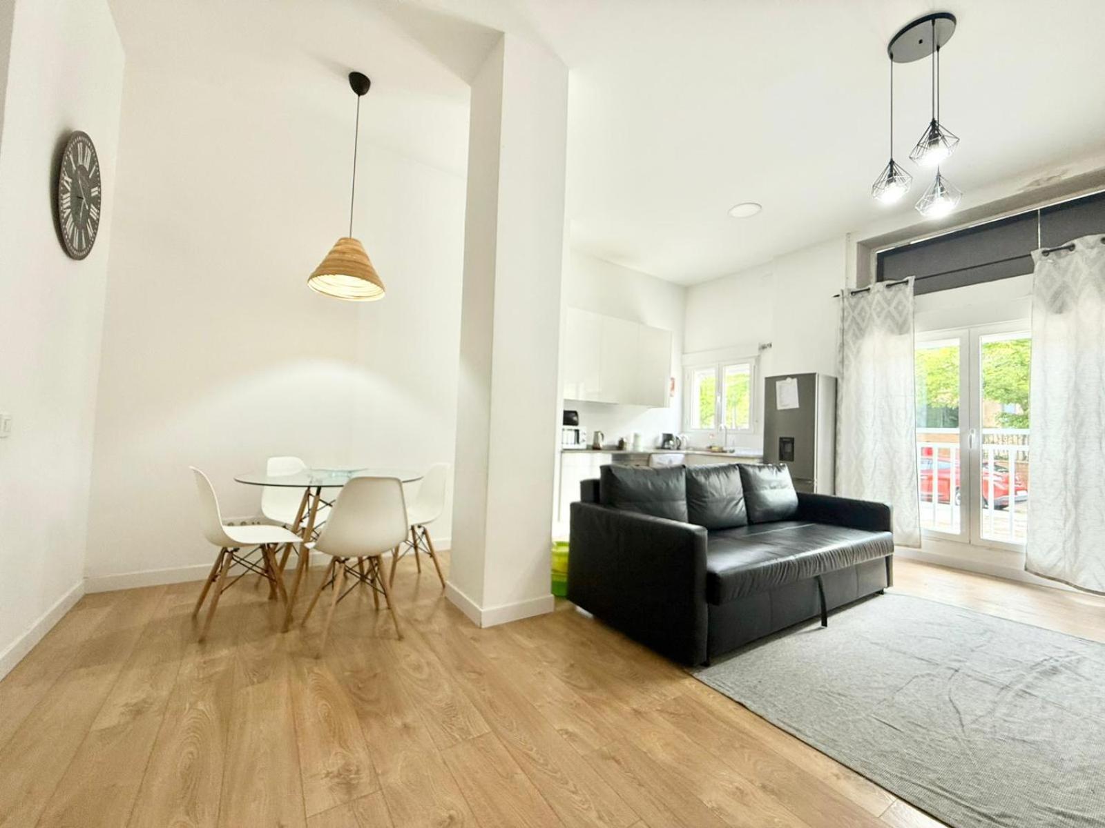 Aluche Aparment B * Madri