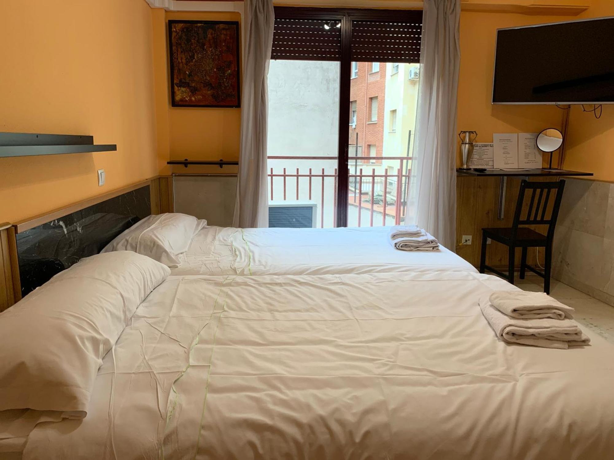 Y Estudios Torr En - Chamartin Con Wifi Gratis Apartment *