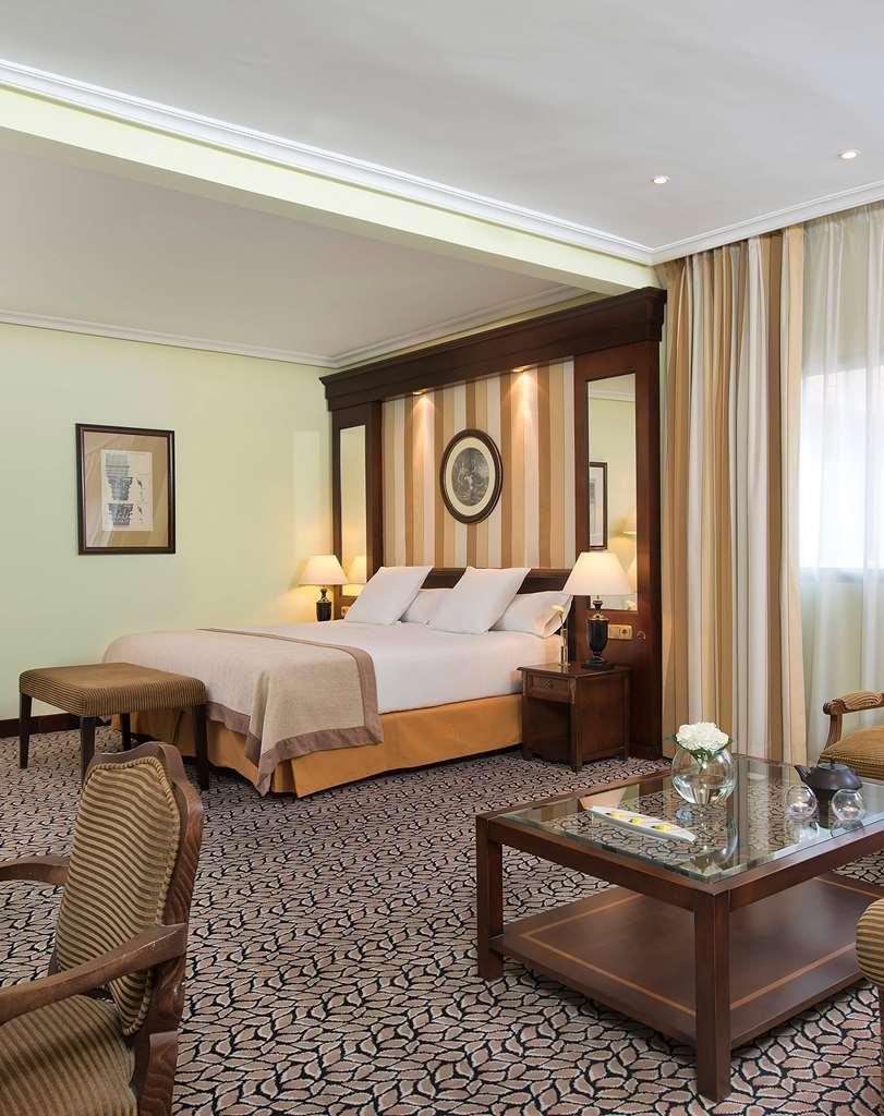 Melia Barajas 4* Madri