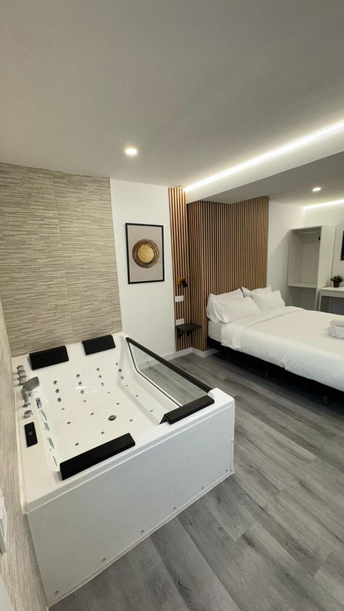Jacuzzi Atocha Hotel del amor *