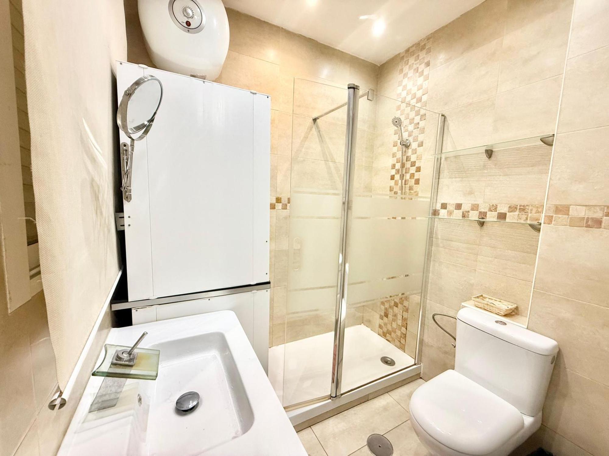 Apartamento Amch Metro Delicias 01