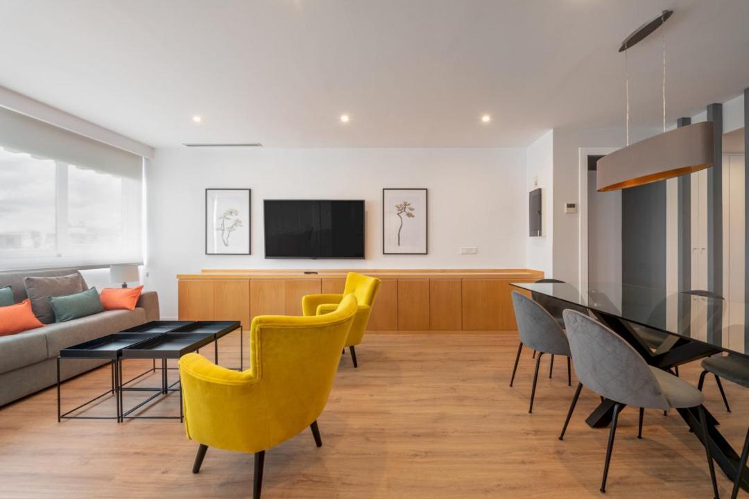 2 Bedroom 2 Bathroom Furnished - Salamanca - Bright & Stylish - Mintystay * Madri