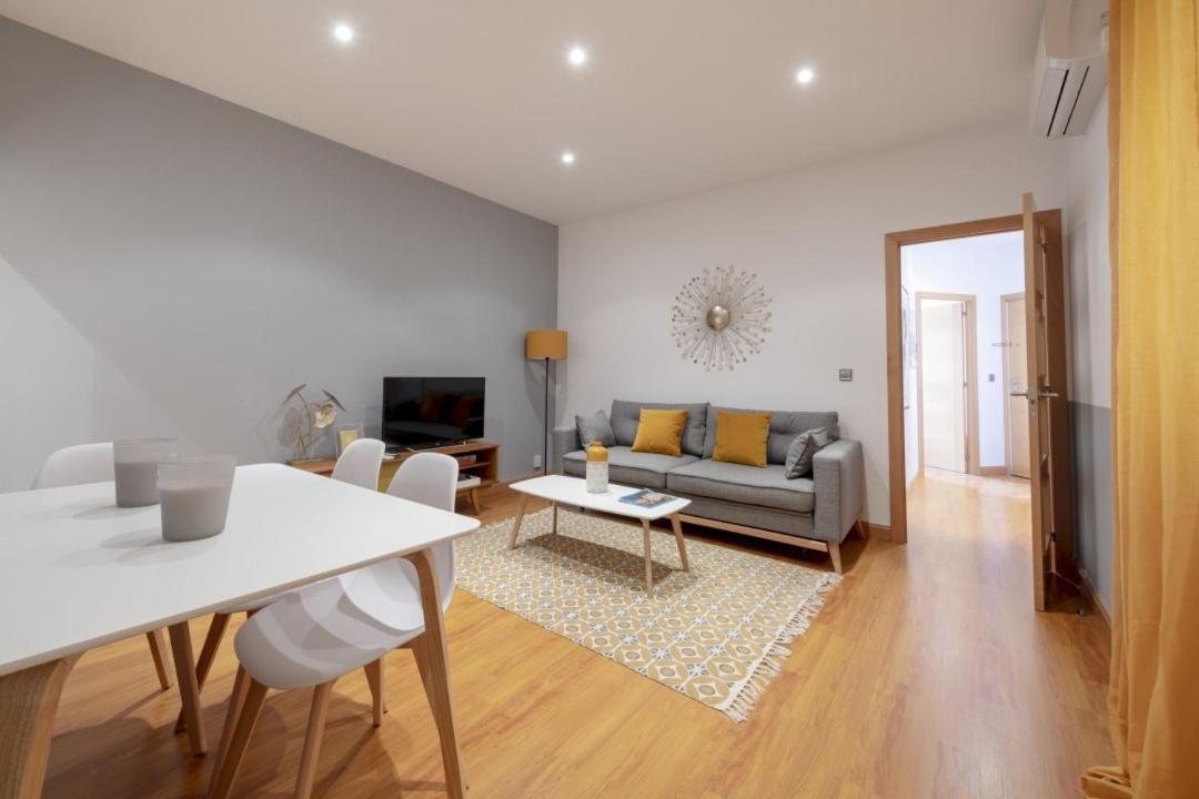Apartamento Bright And Comfortable- 2 Bedrooms 1 Bathroom- Cruz - Mintystay- Sol