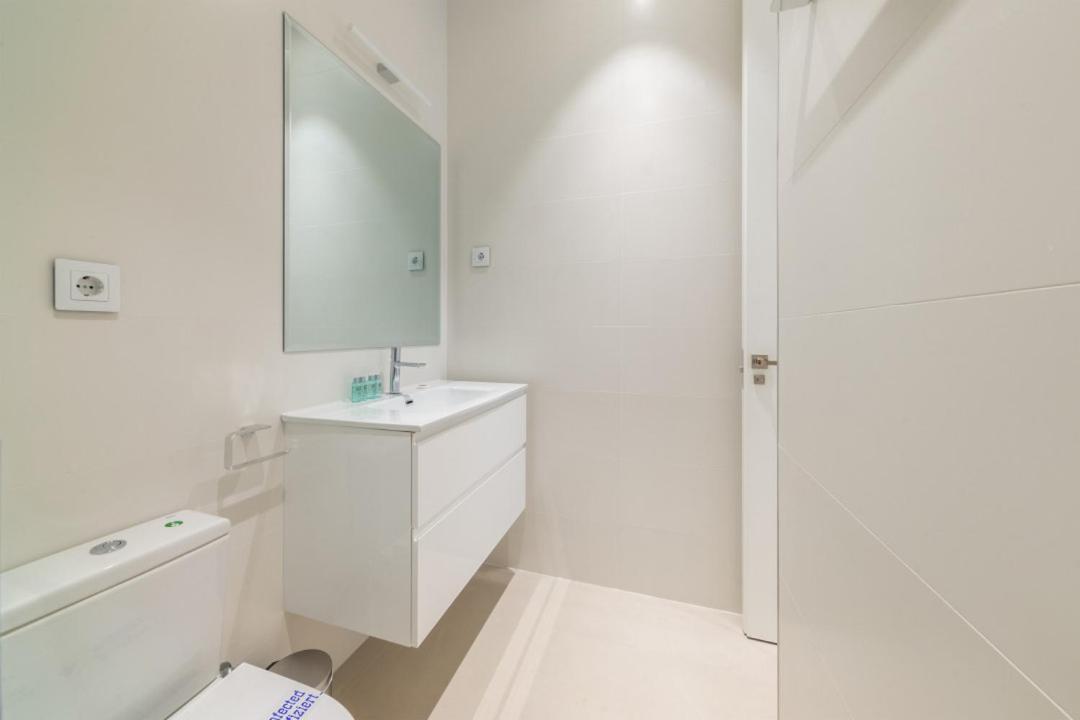 Appartement 2 Bedrooms 2 Bathrooms Furnished - Delicias - Modern- Mintystay