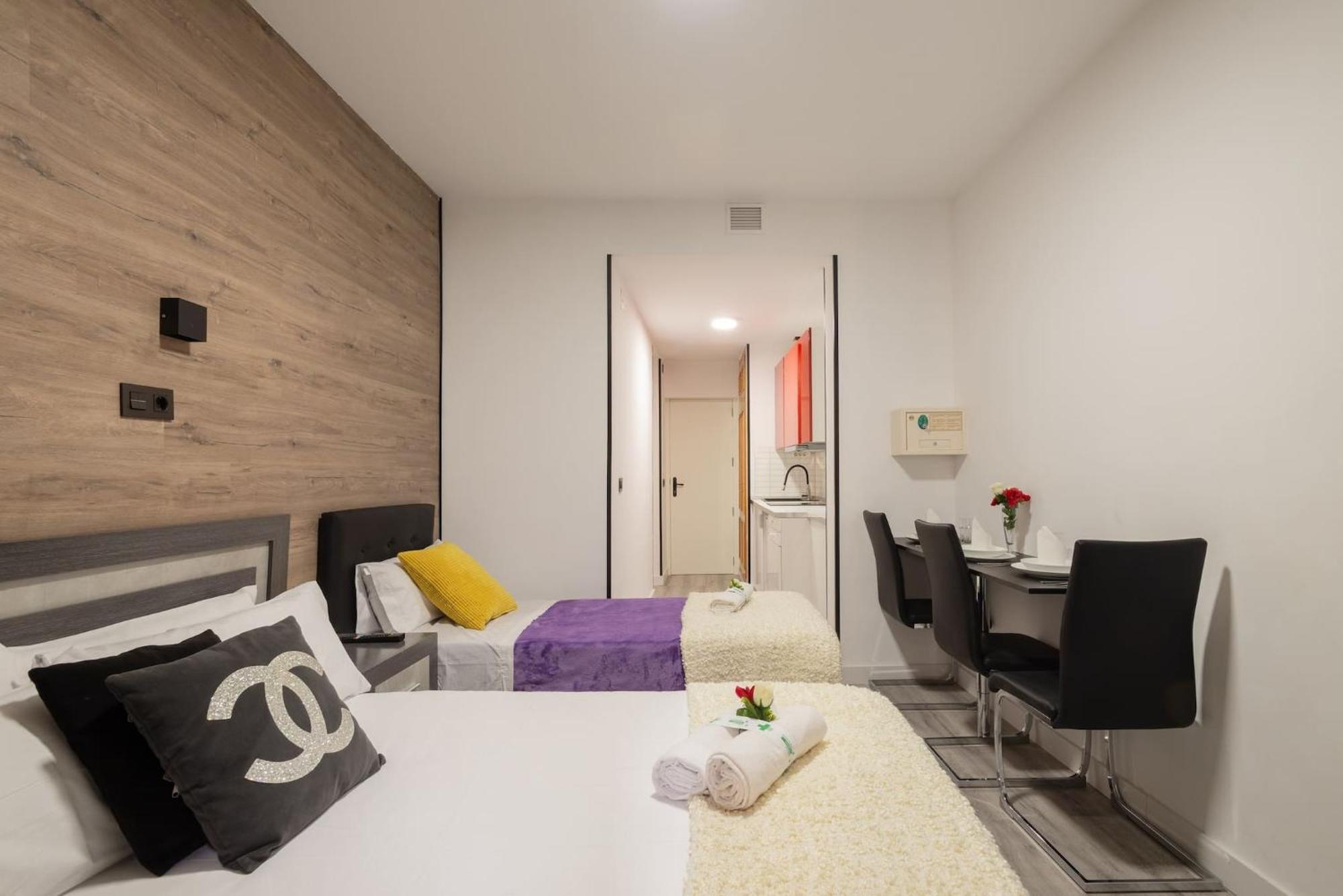 Day Chueca Centro Gran Via Sol Malasana Apartment Madrid
