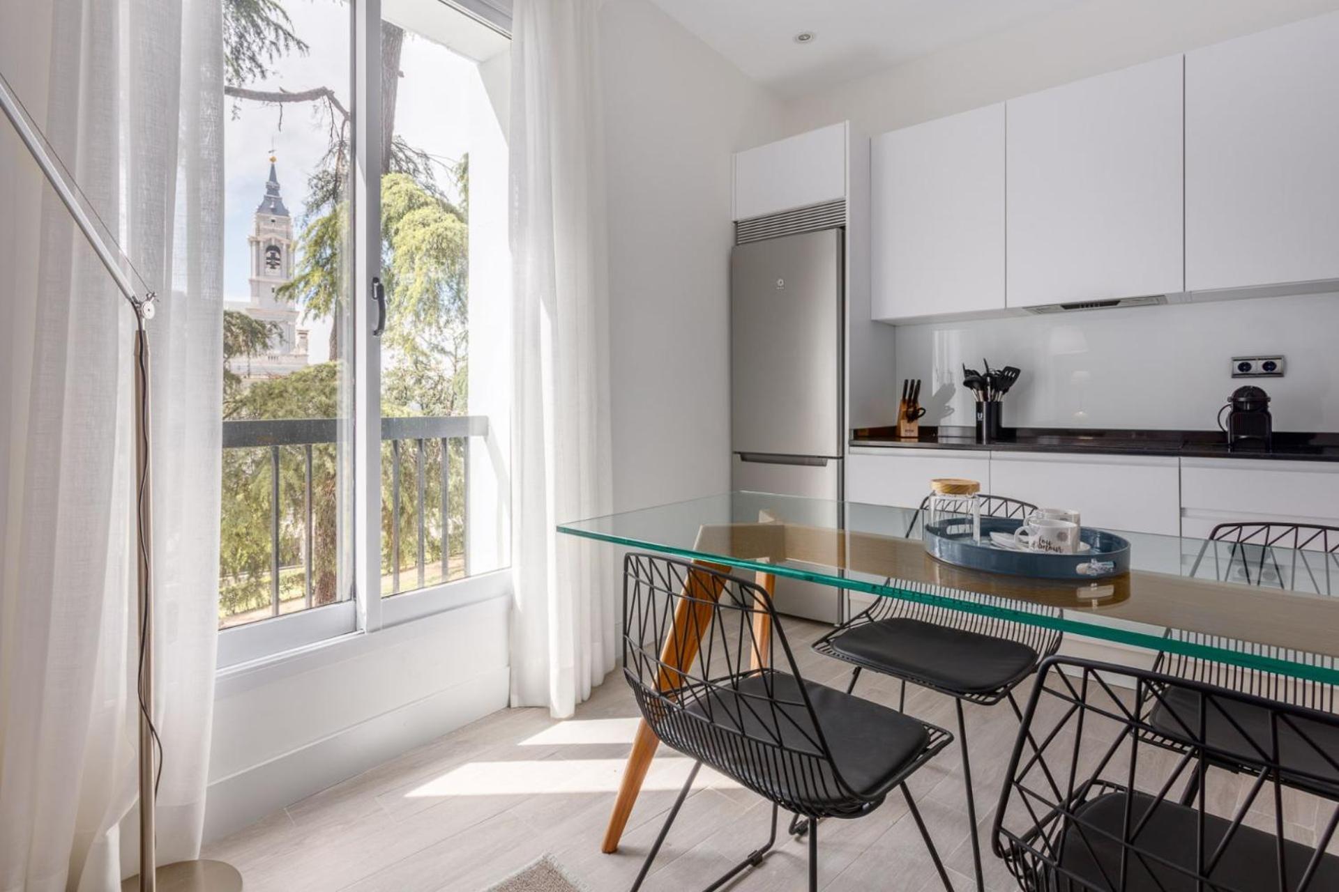 Apartment Charming Near Almudena And Royal Palace Perfect Royal Palace Ii Madrid