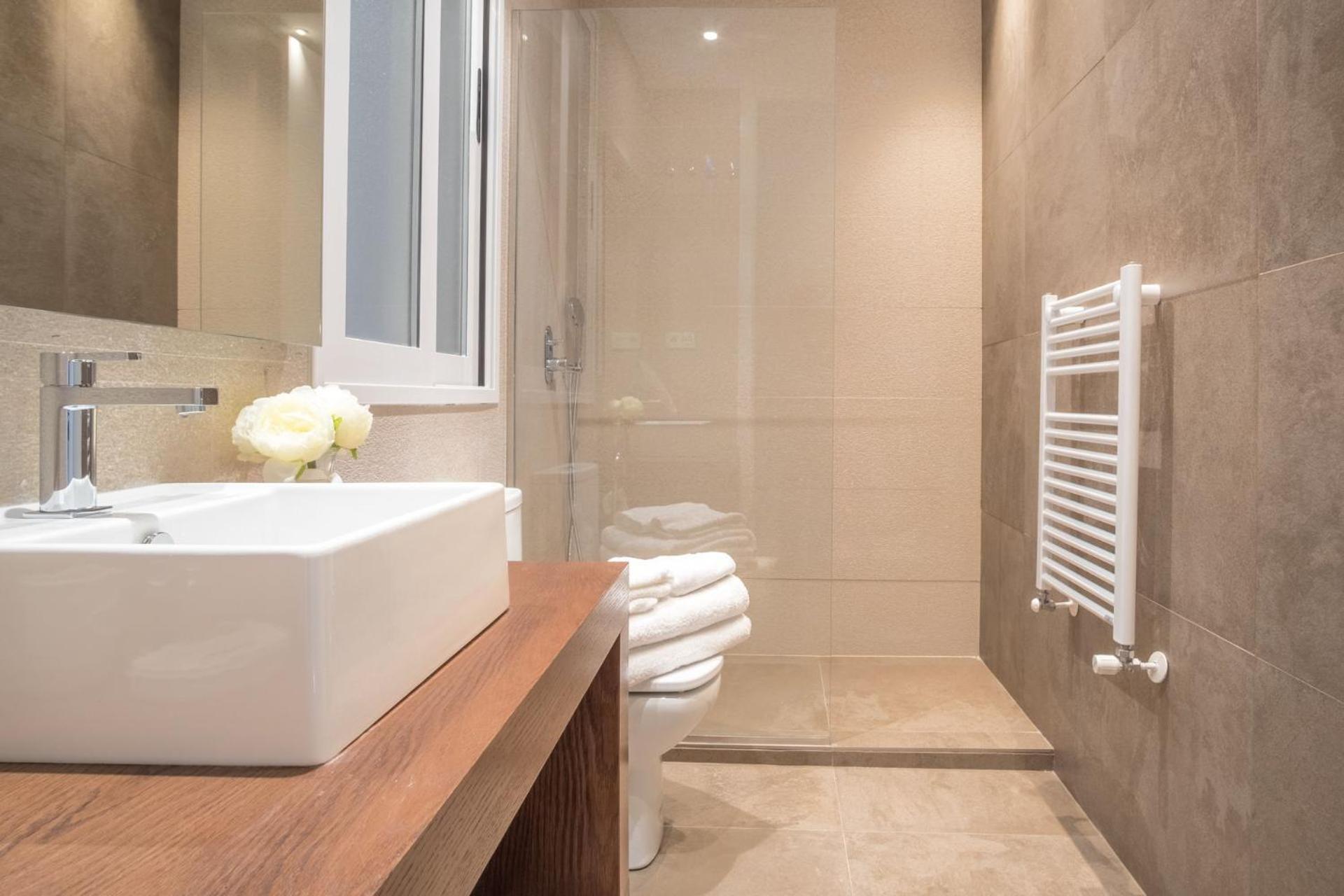 Appartamento Experience The Of Madrid! Gran Via For 6, Comfort And Style In The Heart Of Chueca Iii *